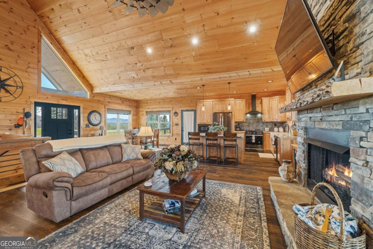 102 High Meadows Trail