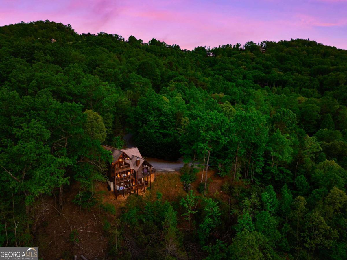 273 Deer Crest Heights