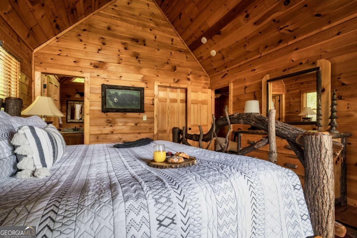 273 Deer Crest Heights