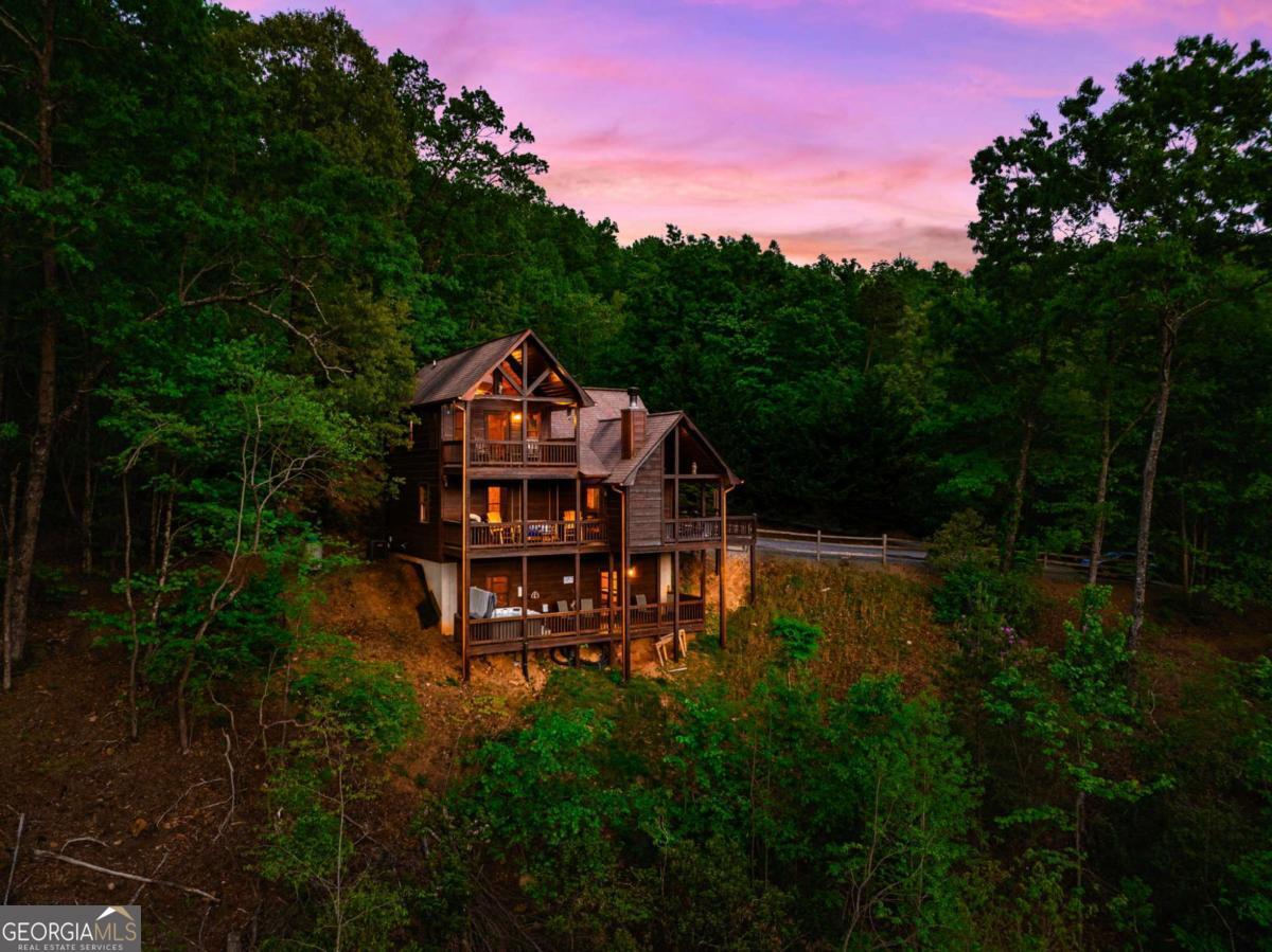 273 Deer Crest Heights