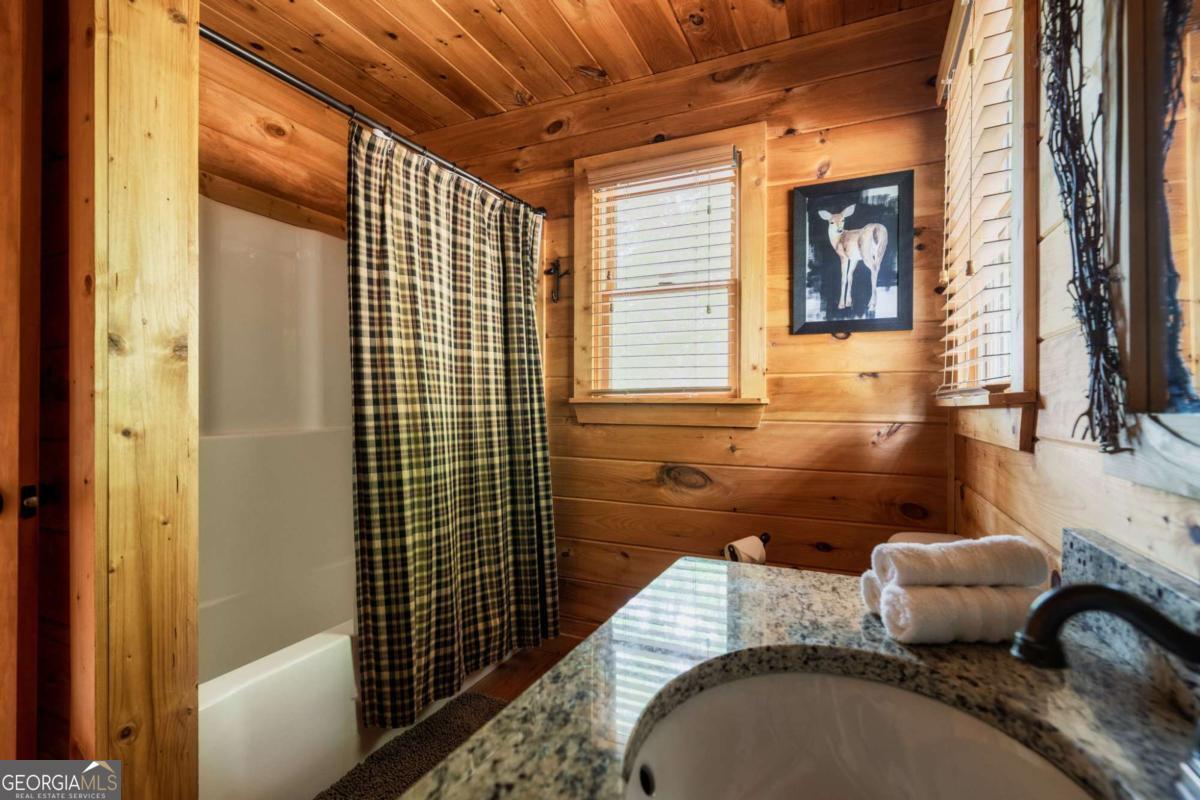 273 Deer Crest Heights