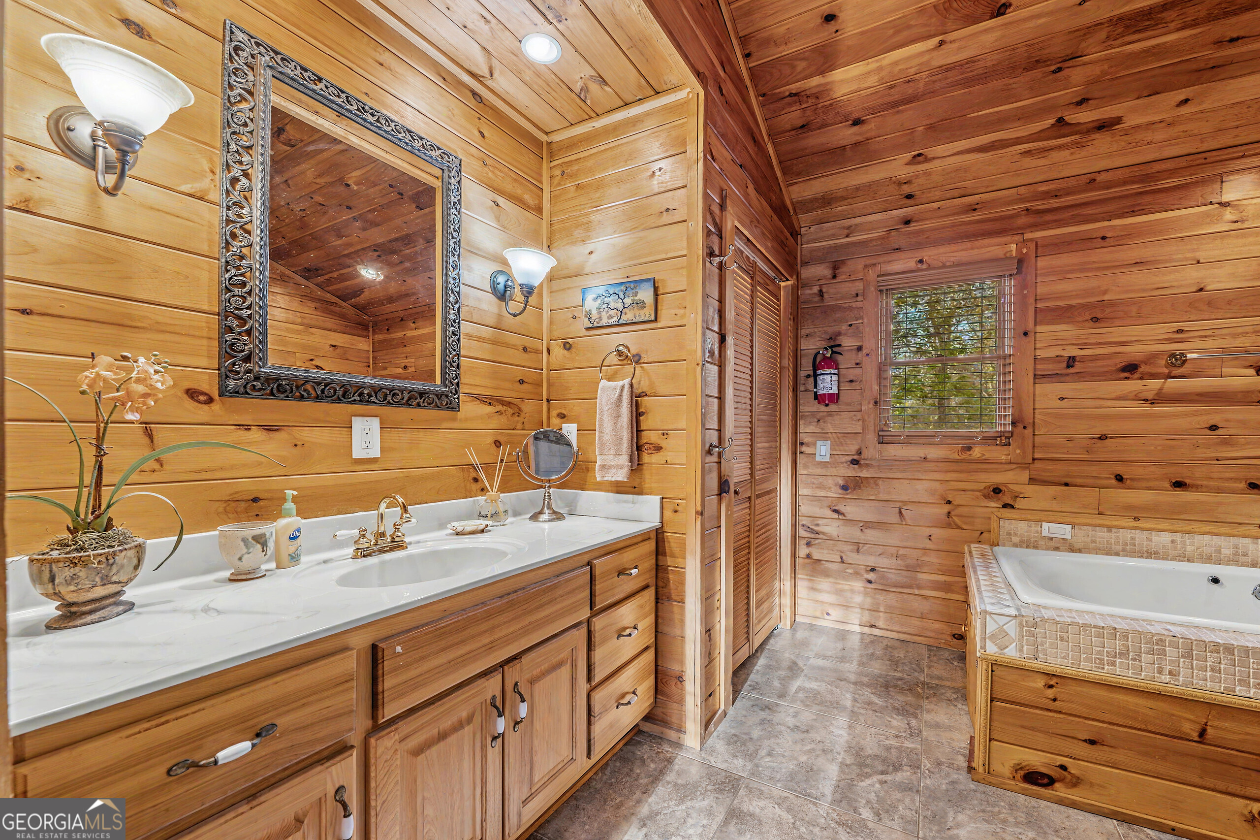 431 Sunrock Mountain Road