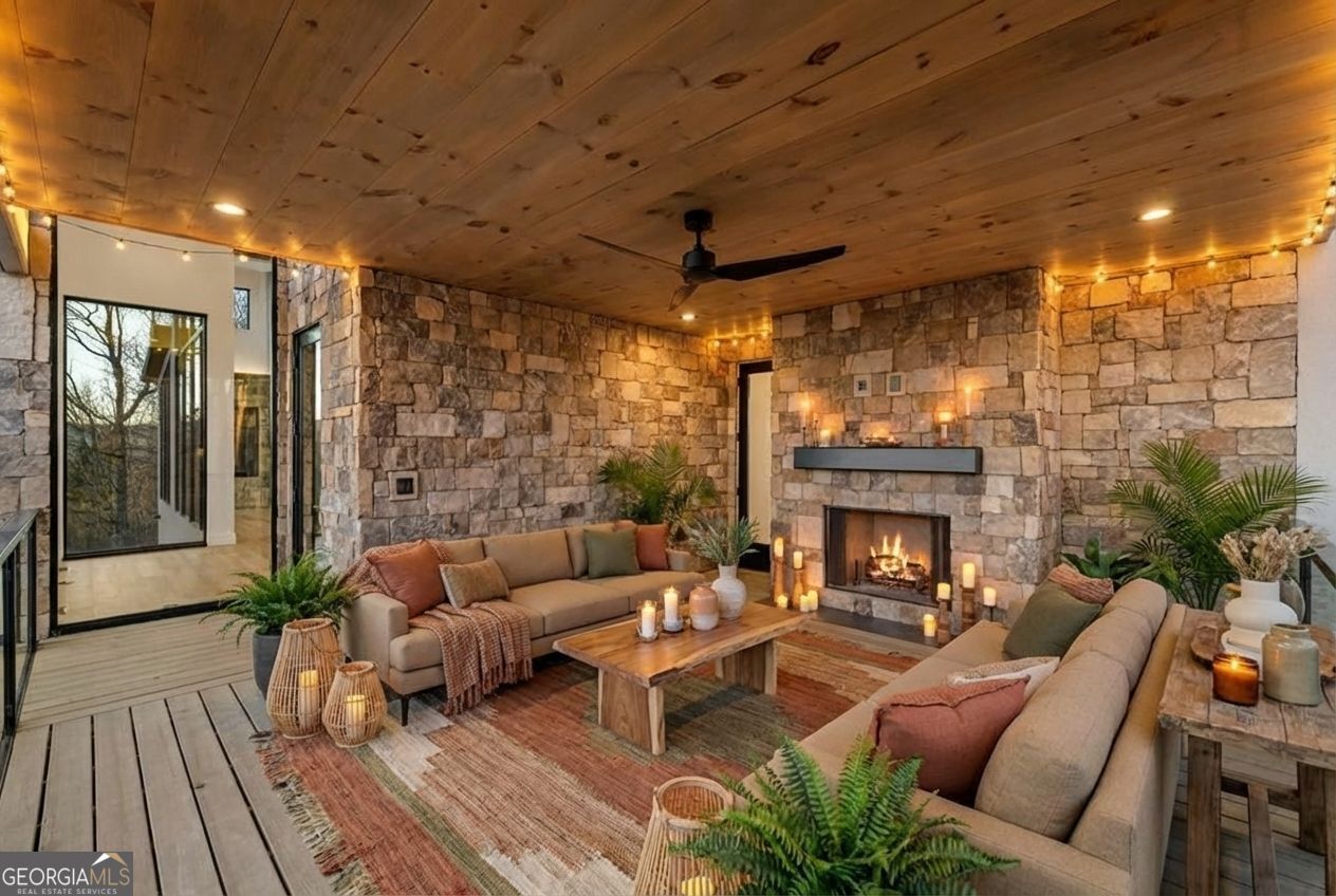 452 Summit Trace