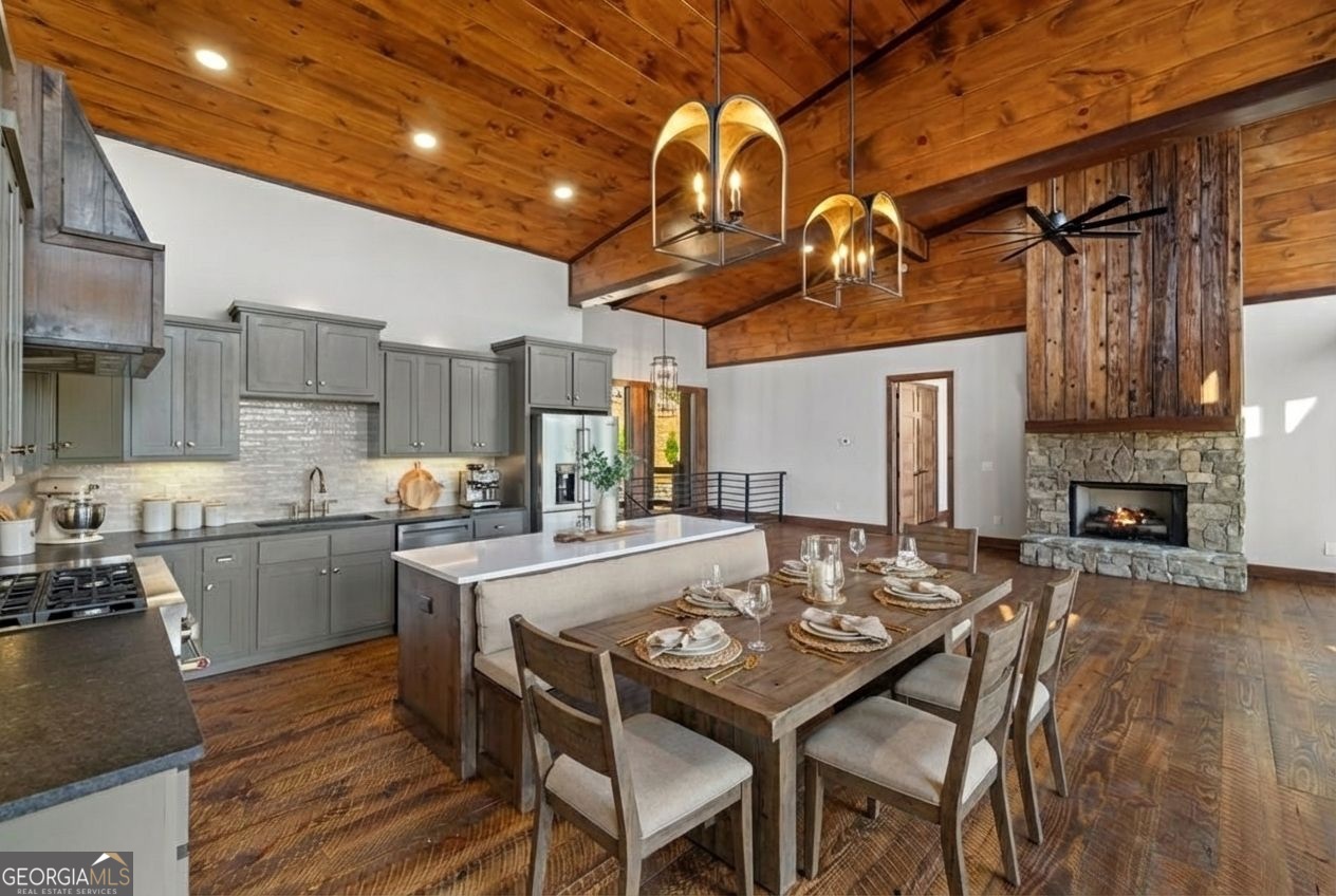 57 Deerfield Lane