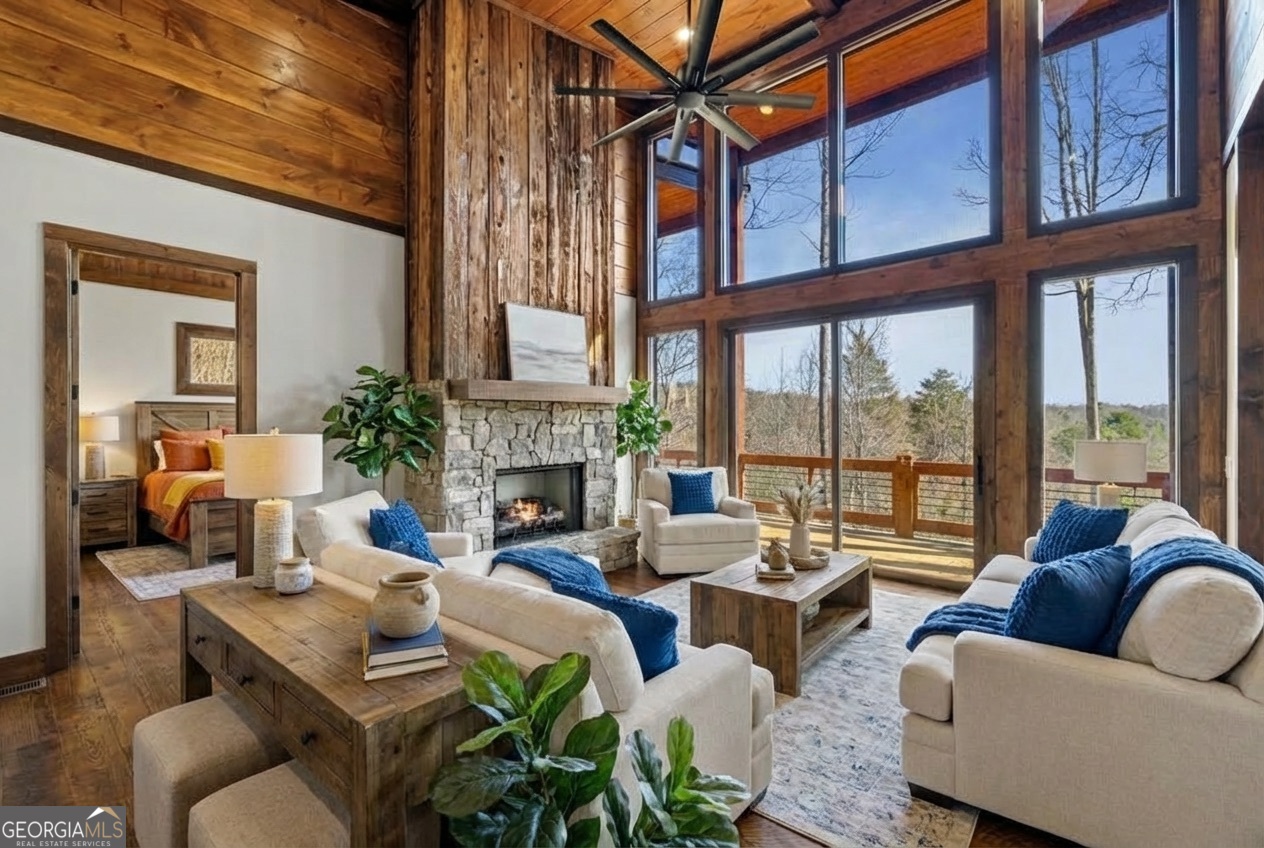 57 Deerfield Lane