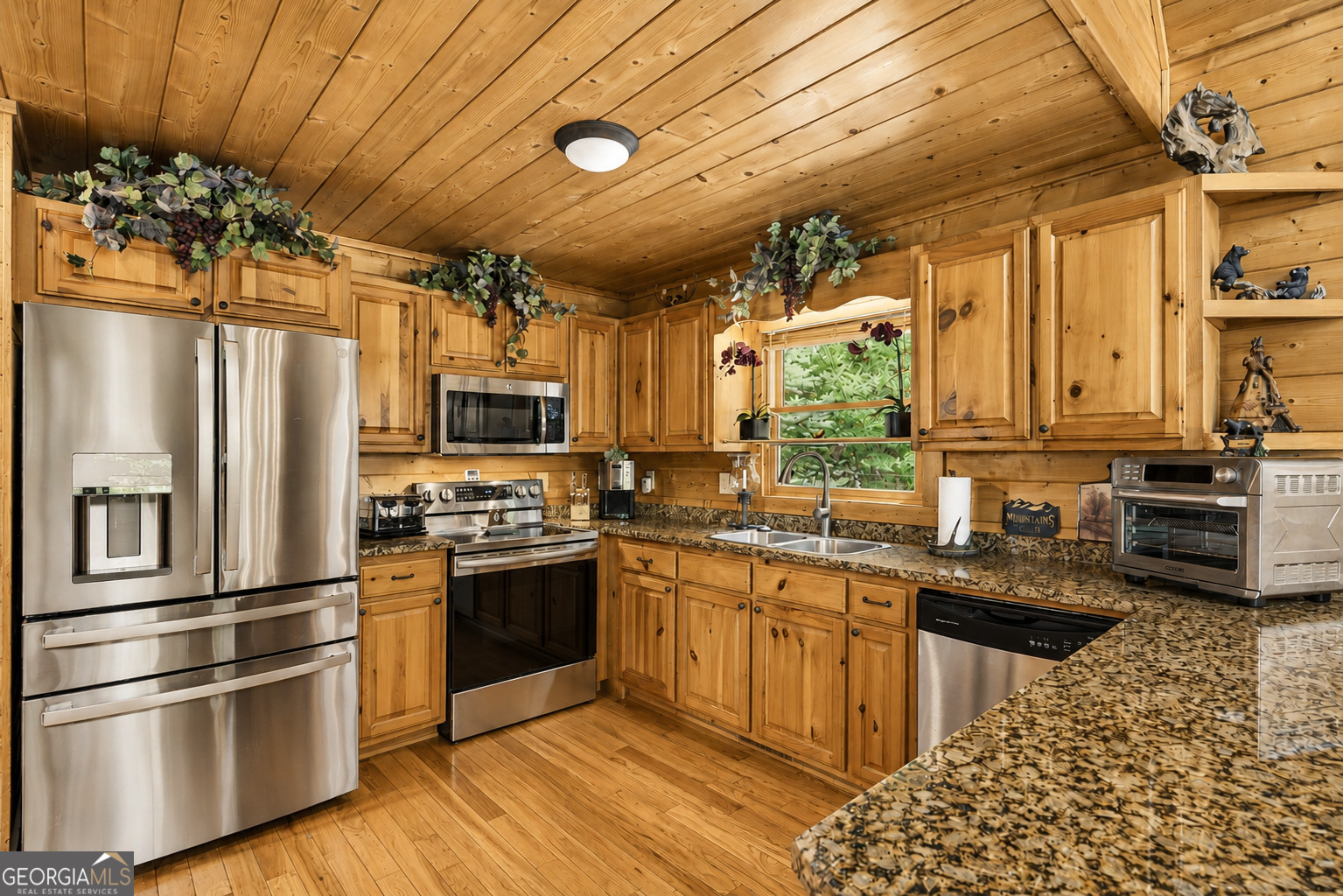 649 Weaver Creek Way