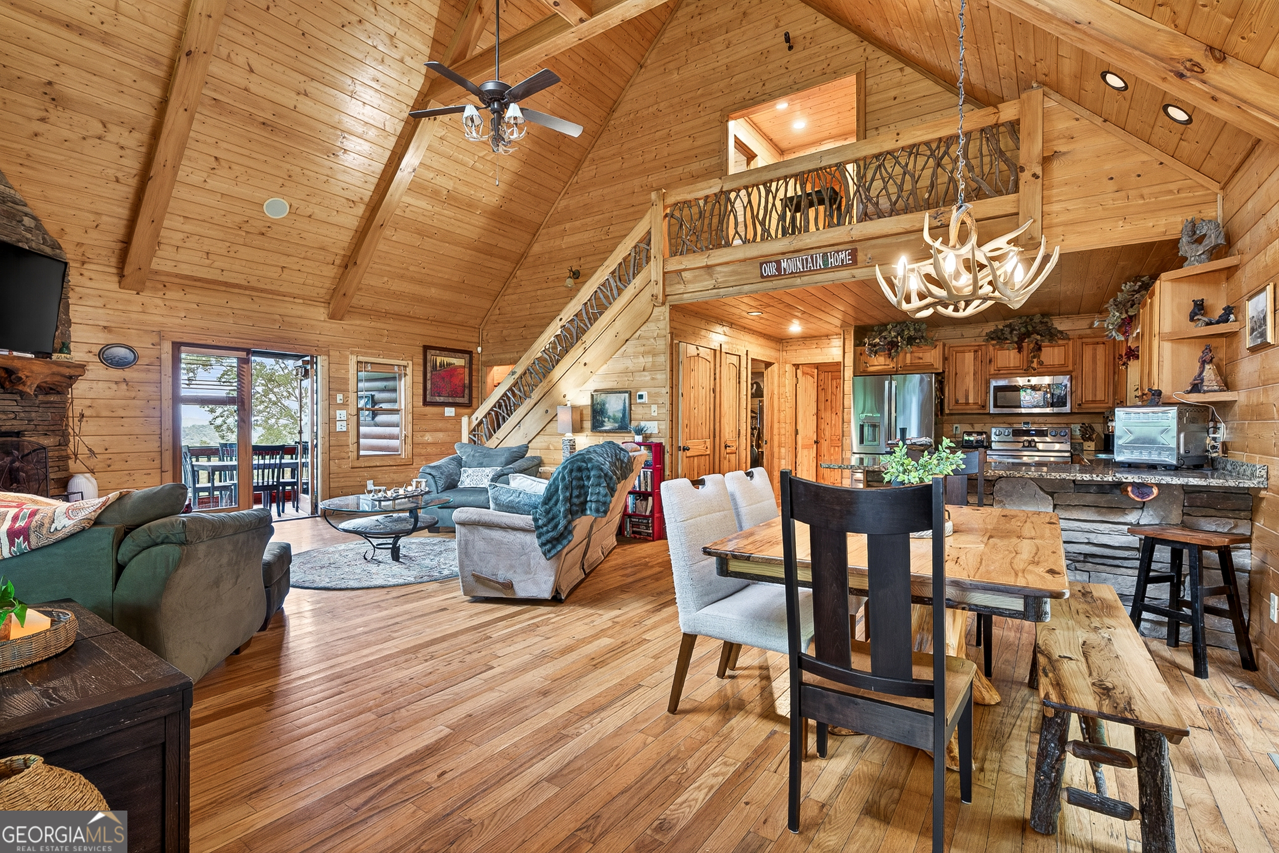 649 Weaver Creek Way
