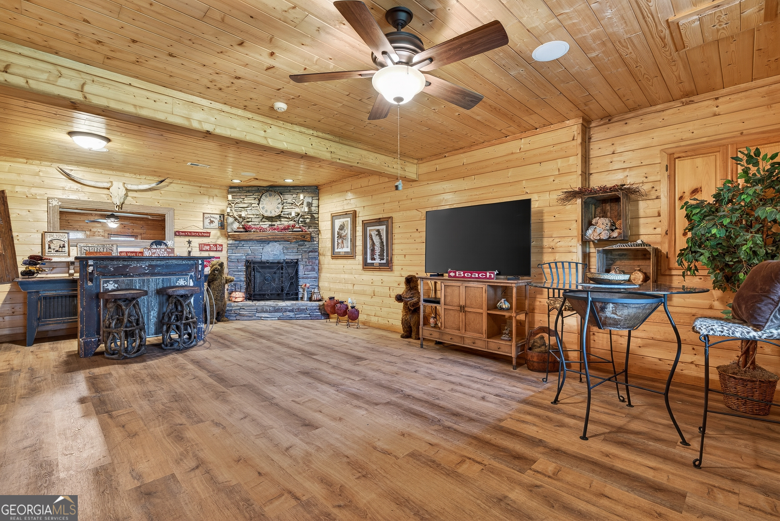 649 Weaver Creek Way