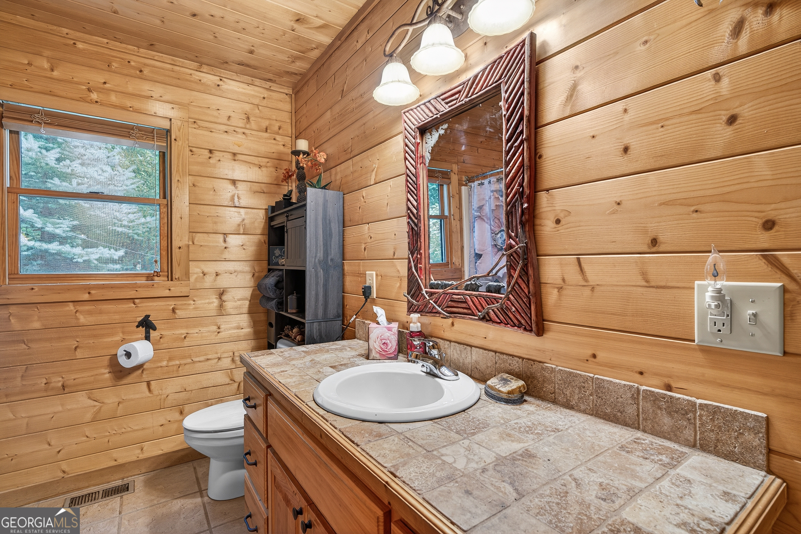 649 Weaver Creek Way
