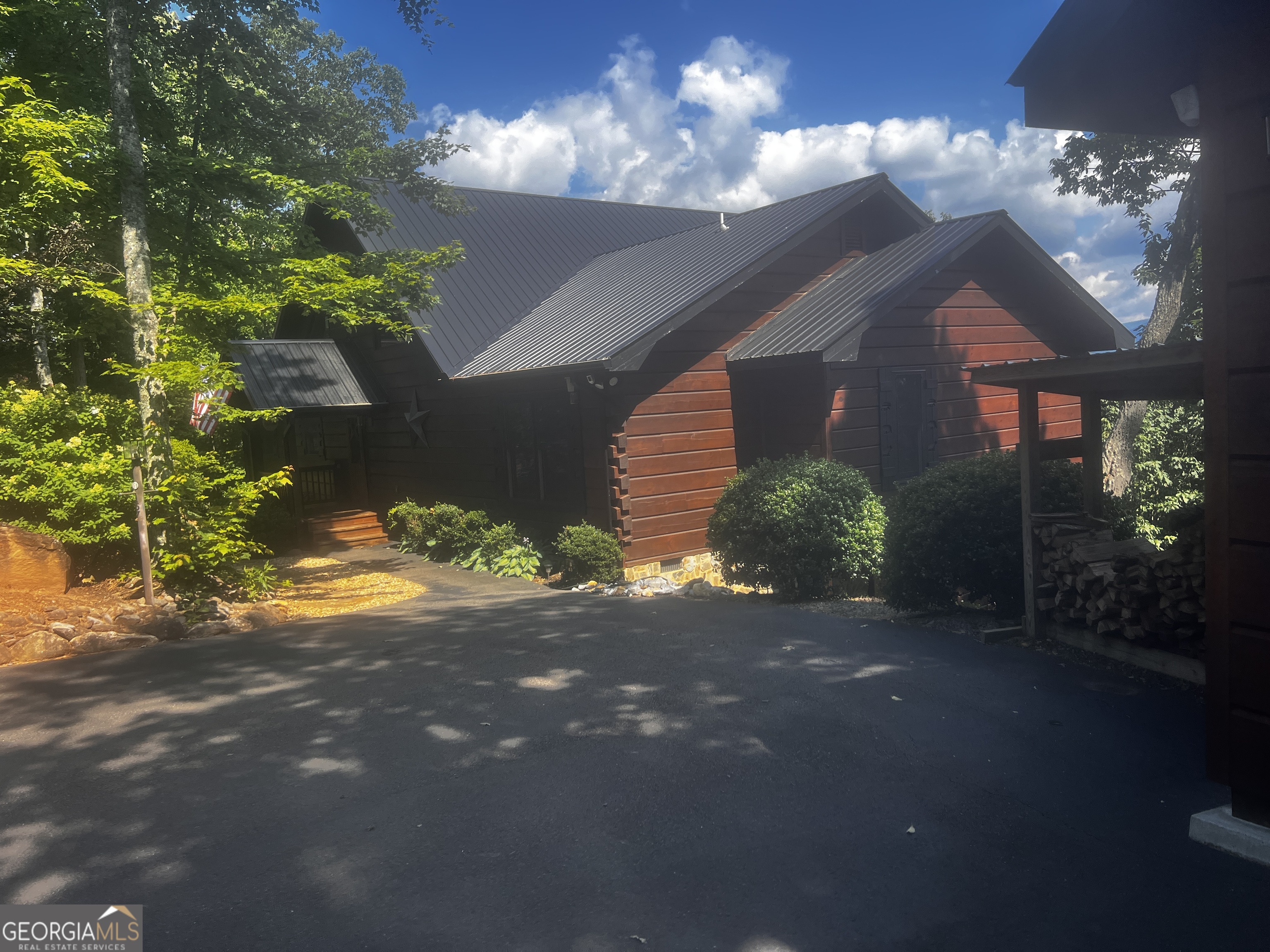157 Misty Mountain Lane