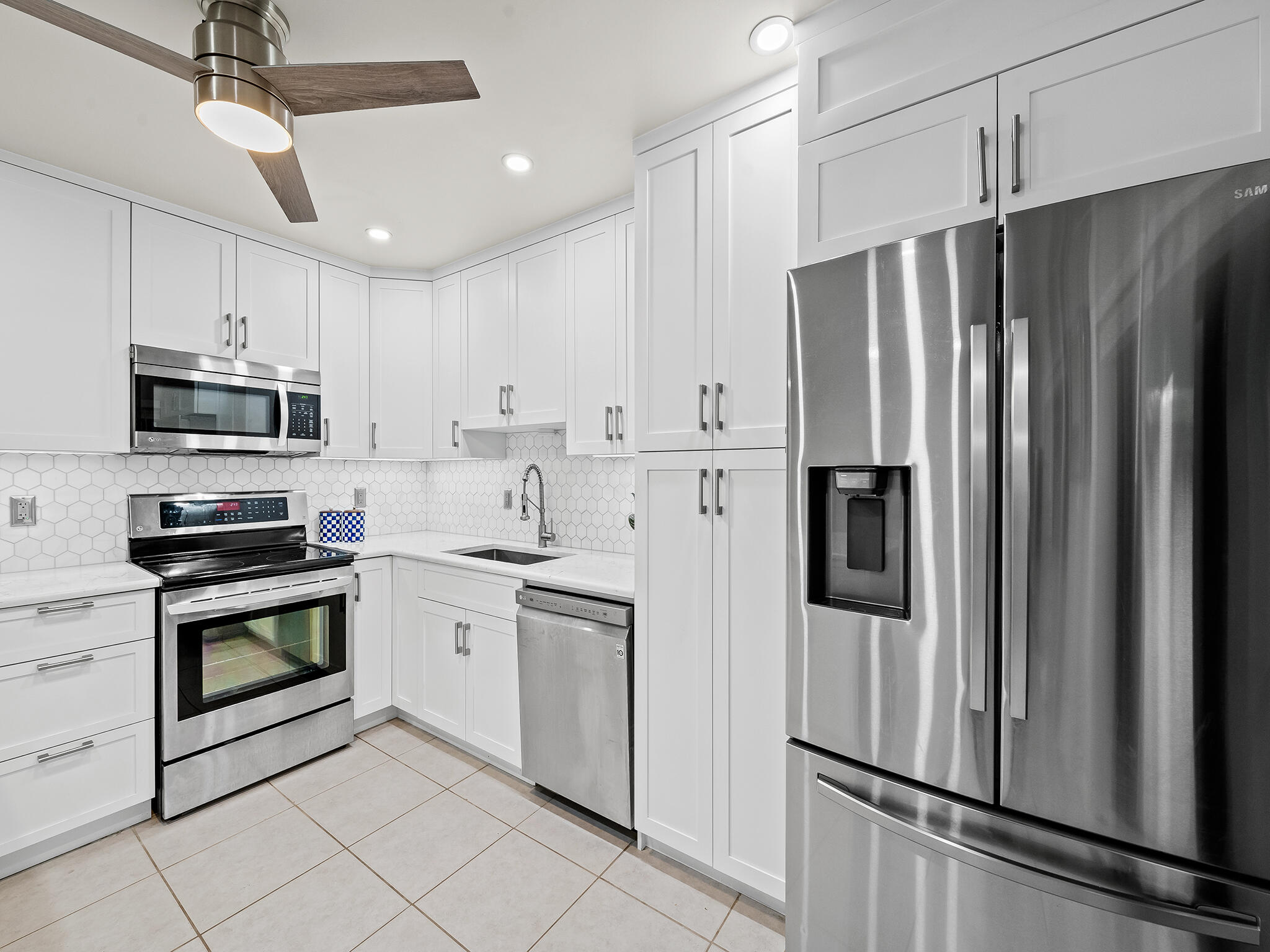 3370 Beau Rivage Drive 5d
