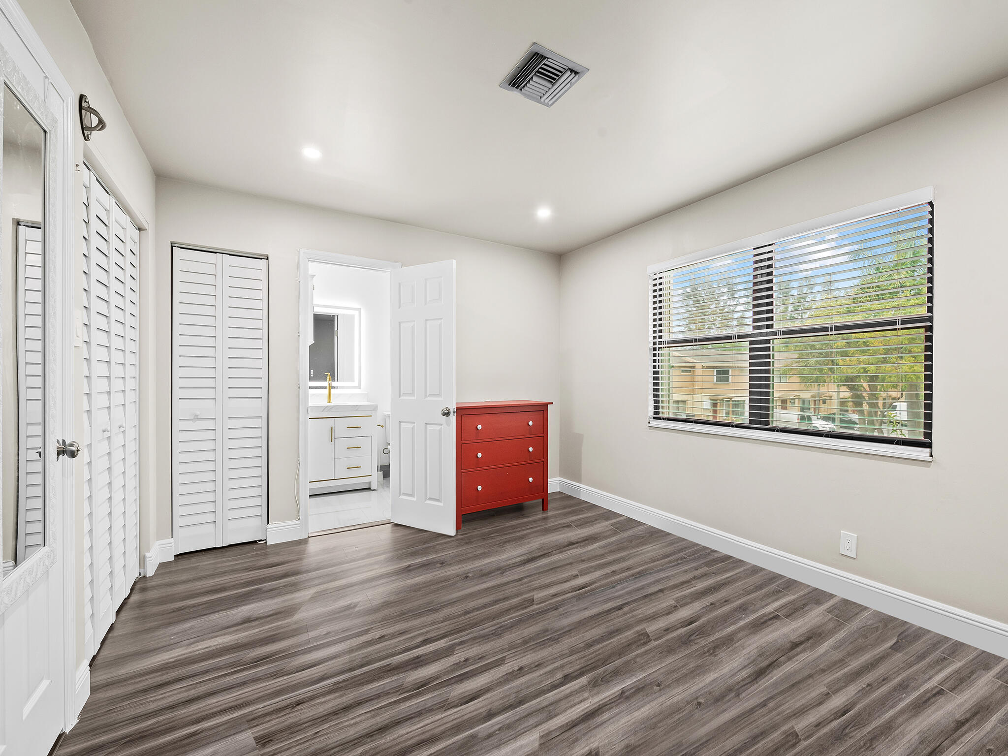 3370 Beau Rivage Drive 5d