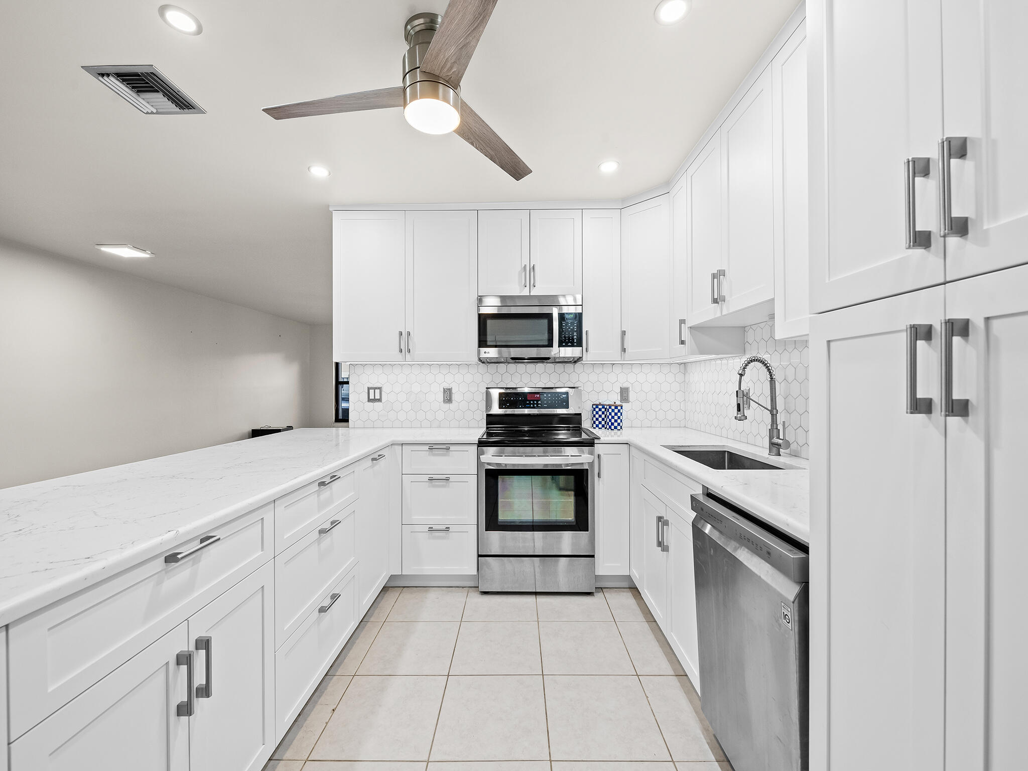 3370 Beau Rivage Drive 5d