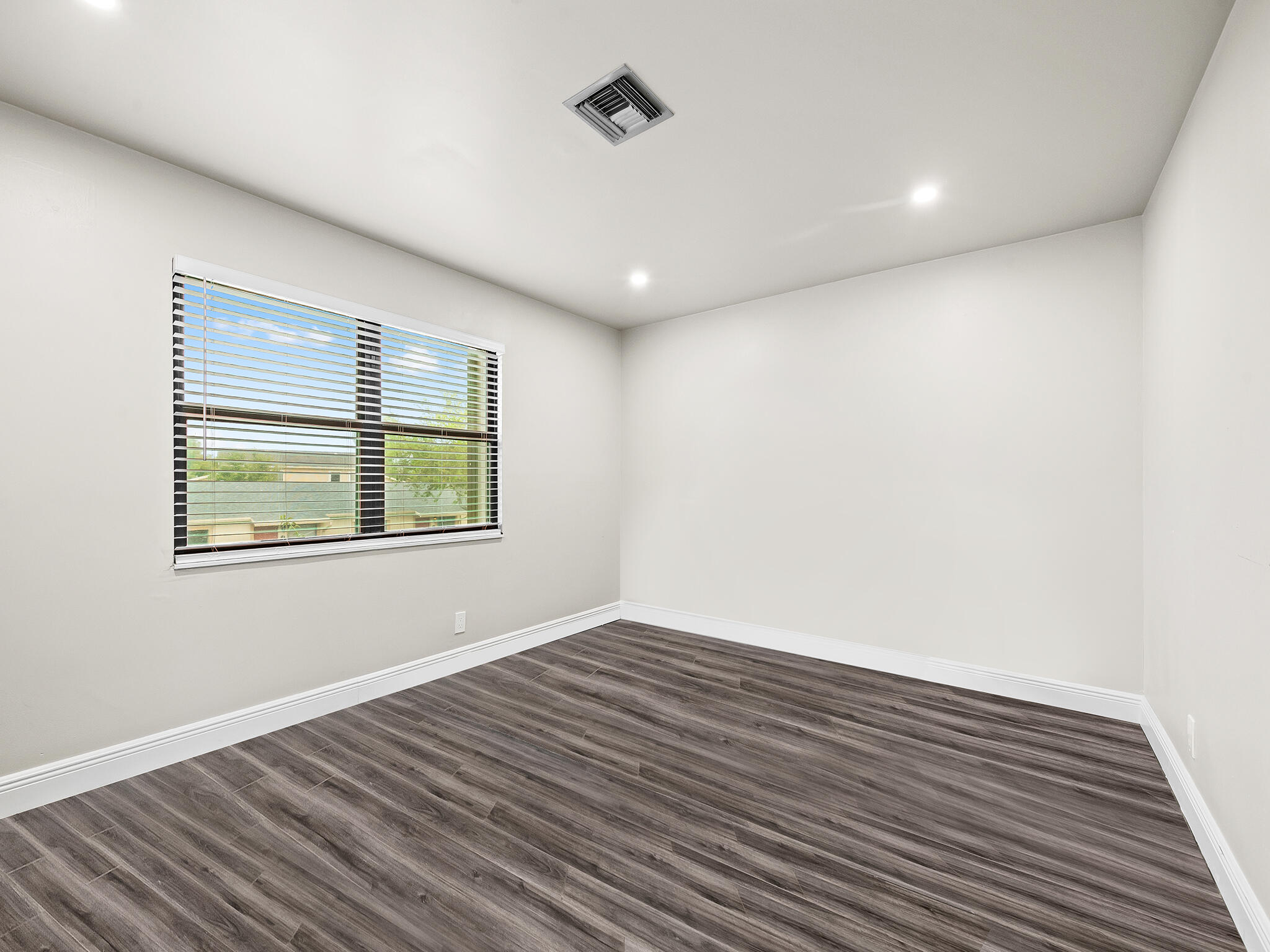 3370 Beau Rivage Drive 5d