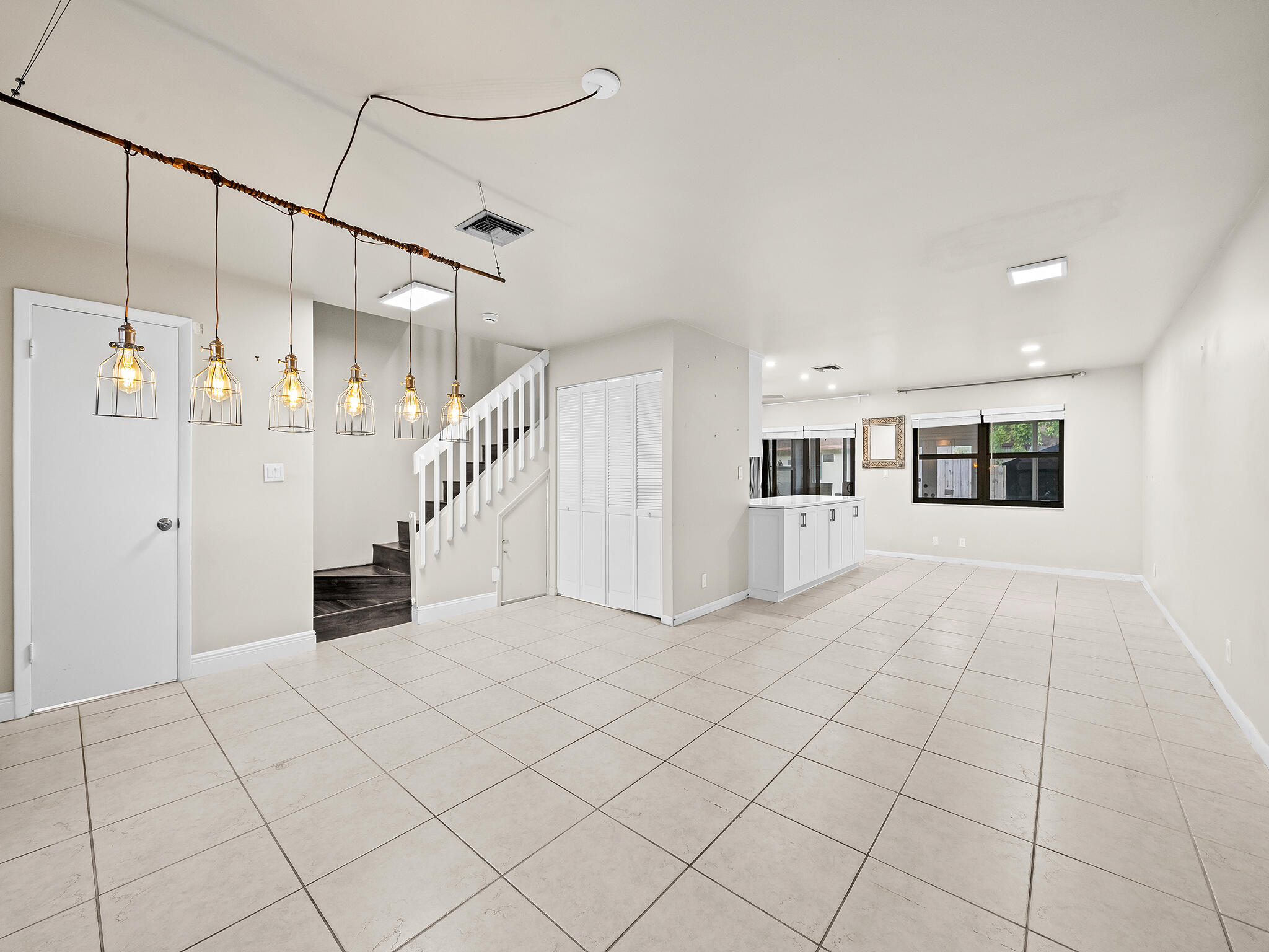 3370 Beau Rivage Drive 5d