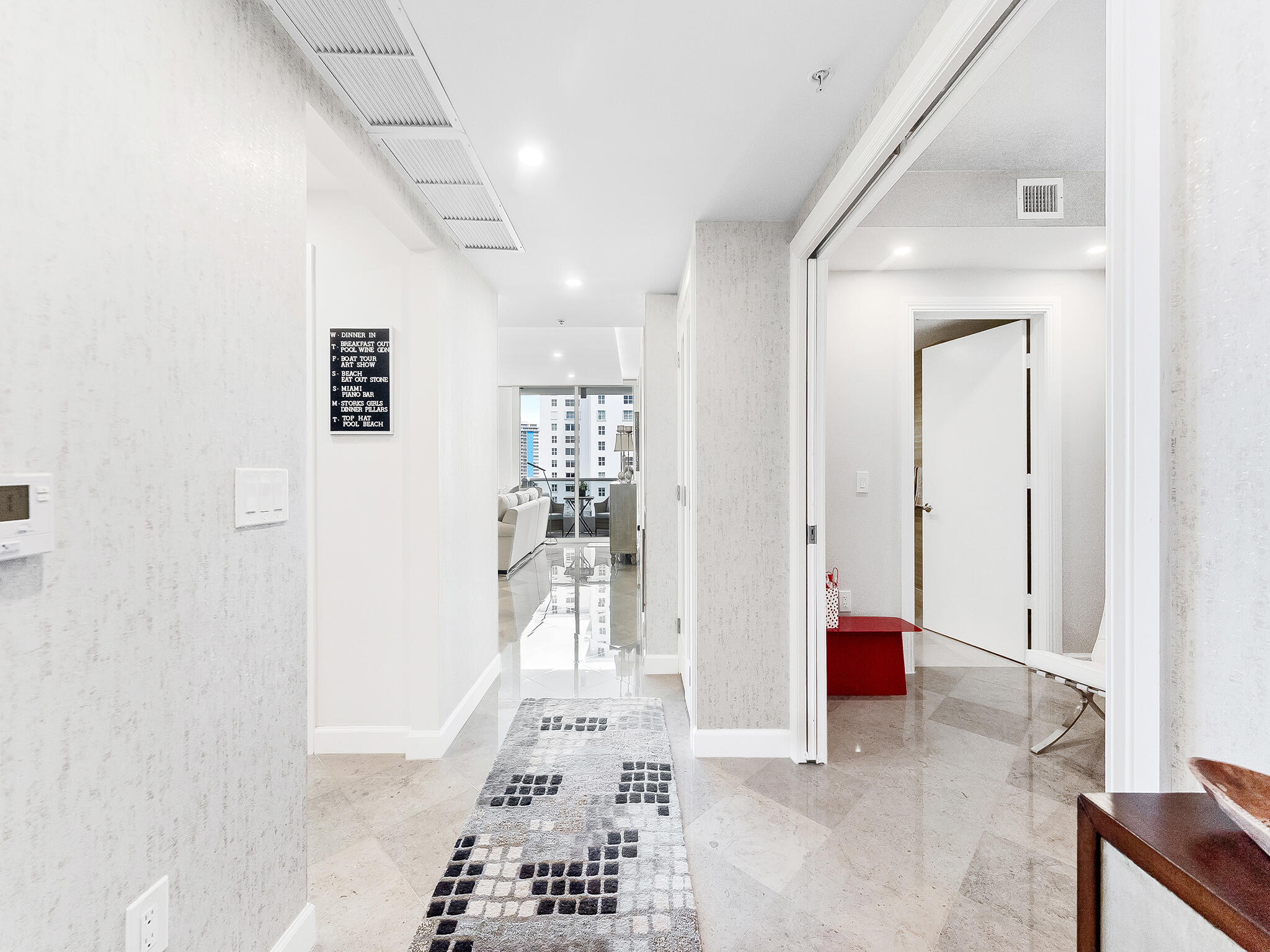 715 Bayshore Drive 606