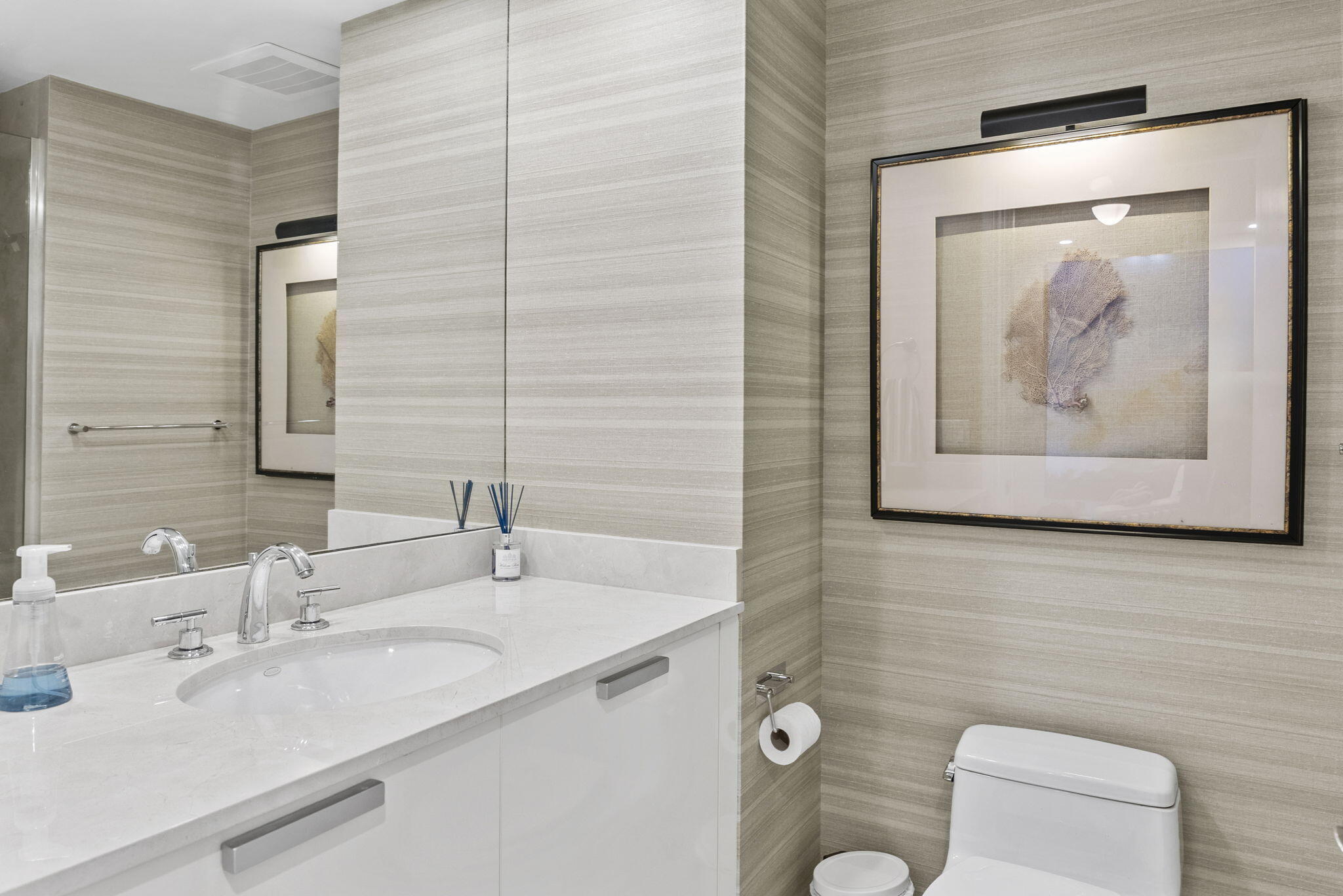 715 Bayshore Drive 606