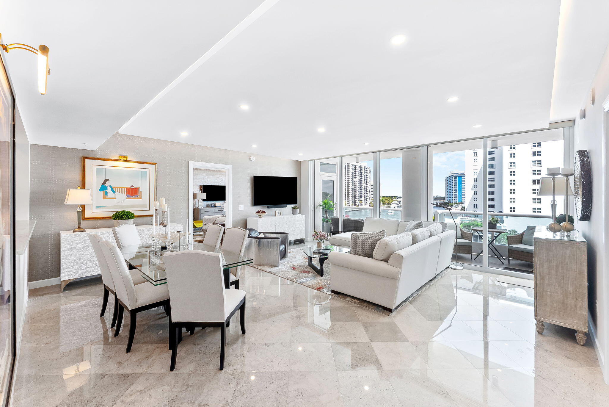 715 Bayshore Drive 606