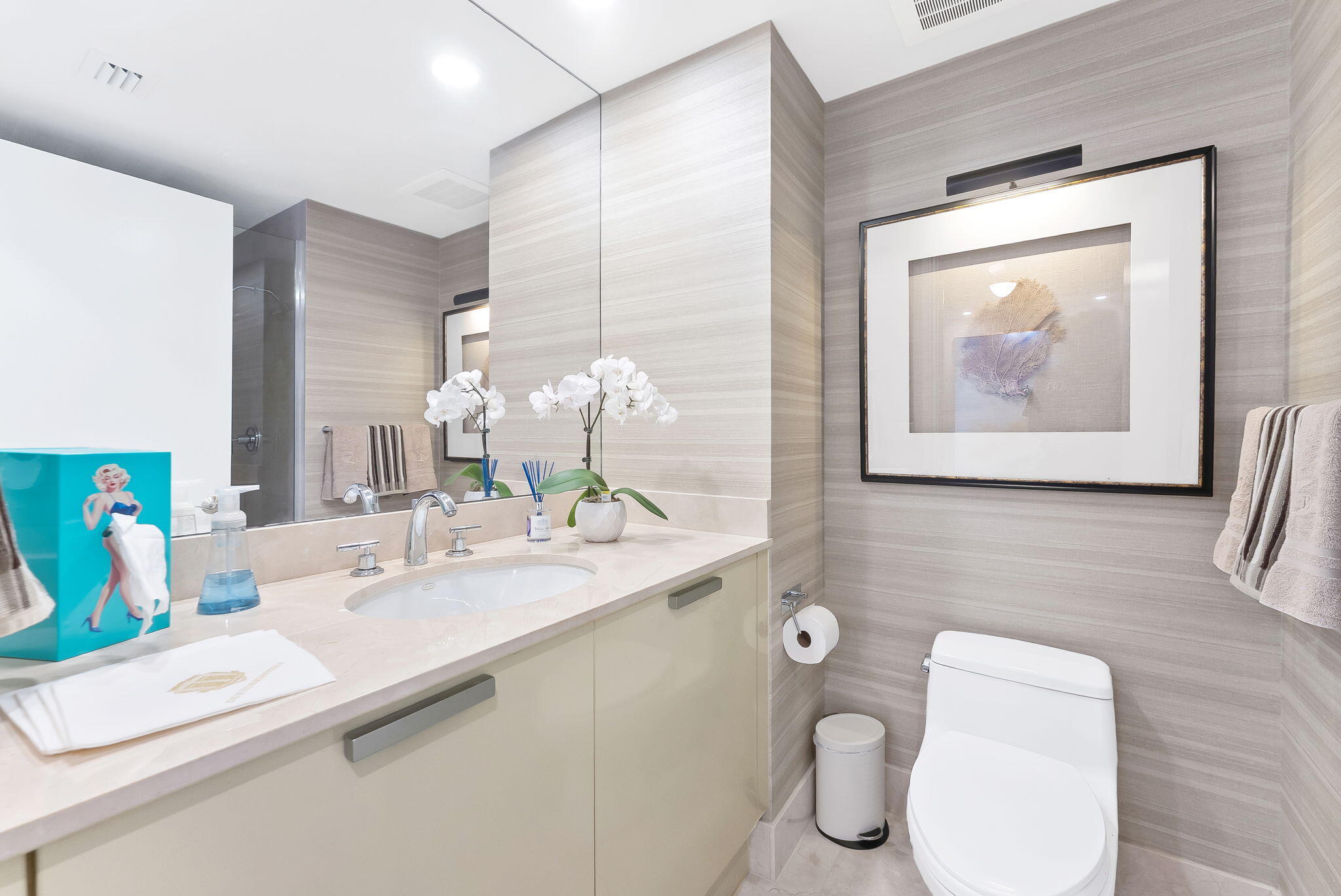 715 Bayshore Drive 606