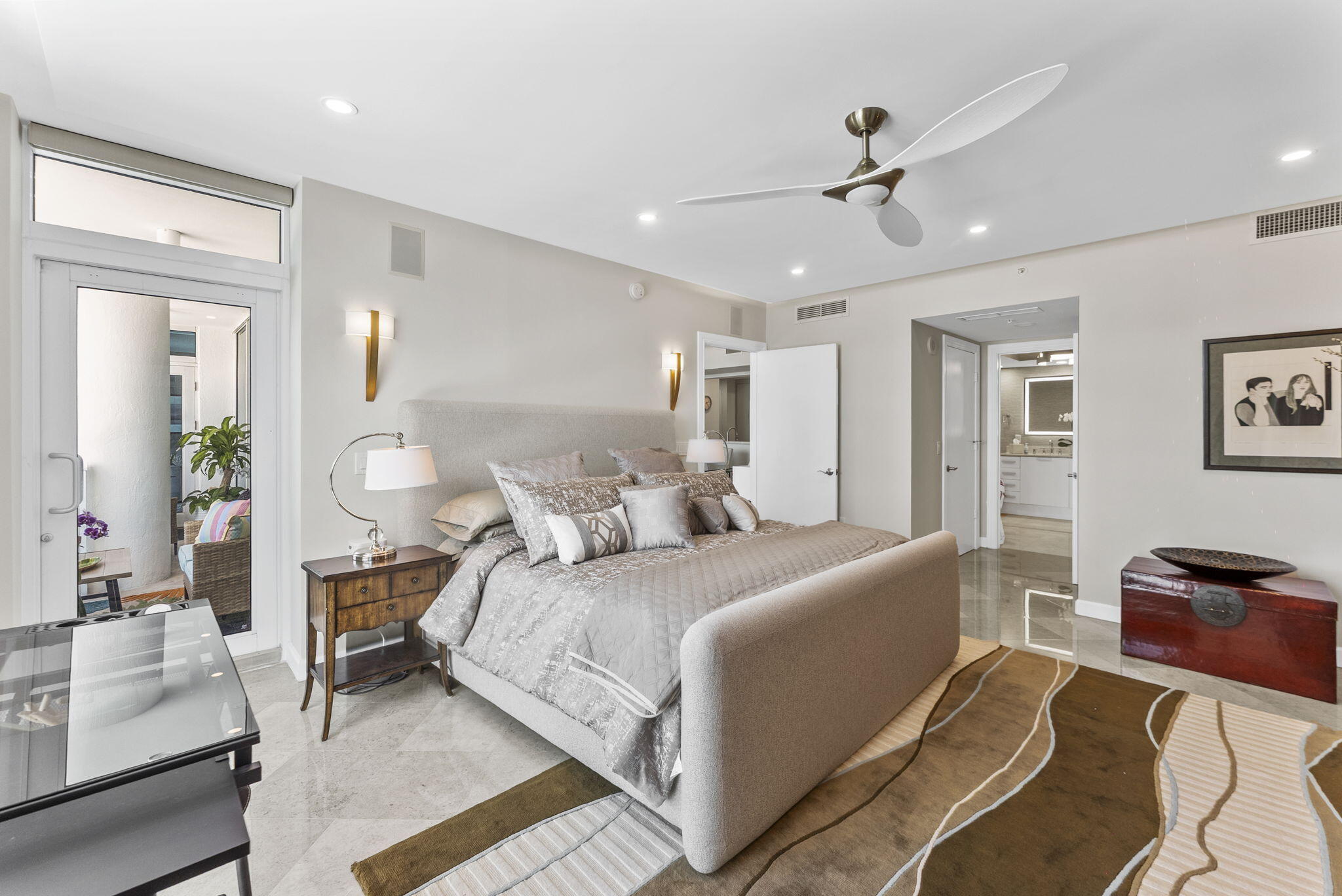 715 Bayshore Drive 606