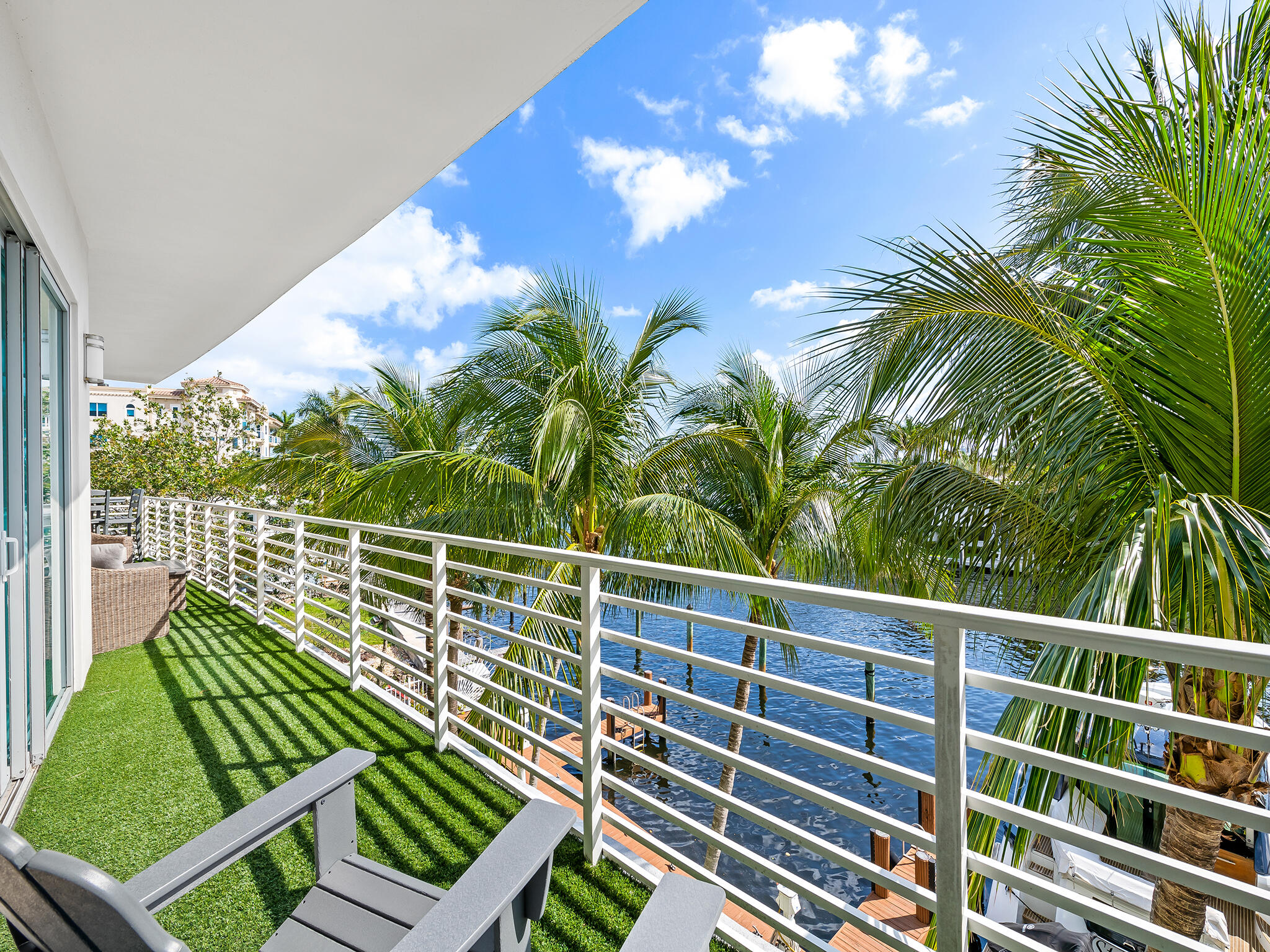 444 Hendricks Isle 301