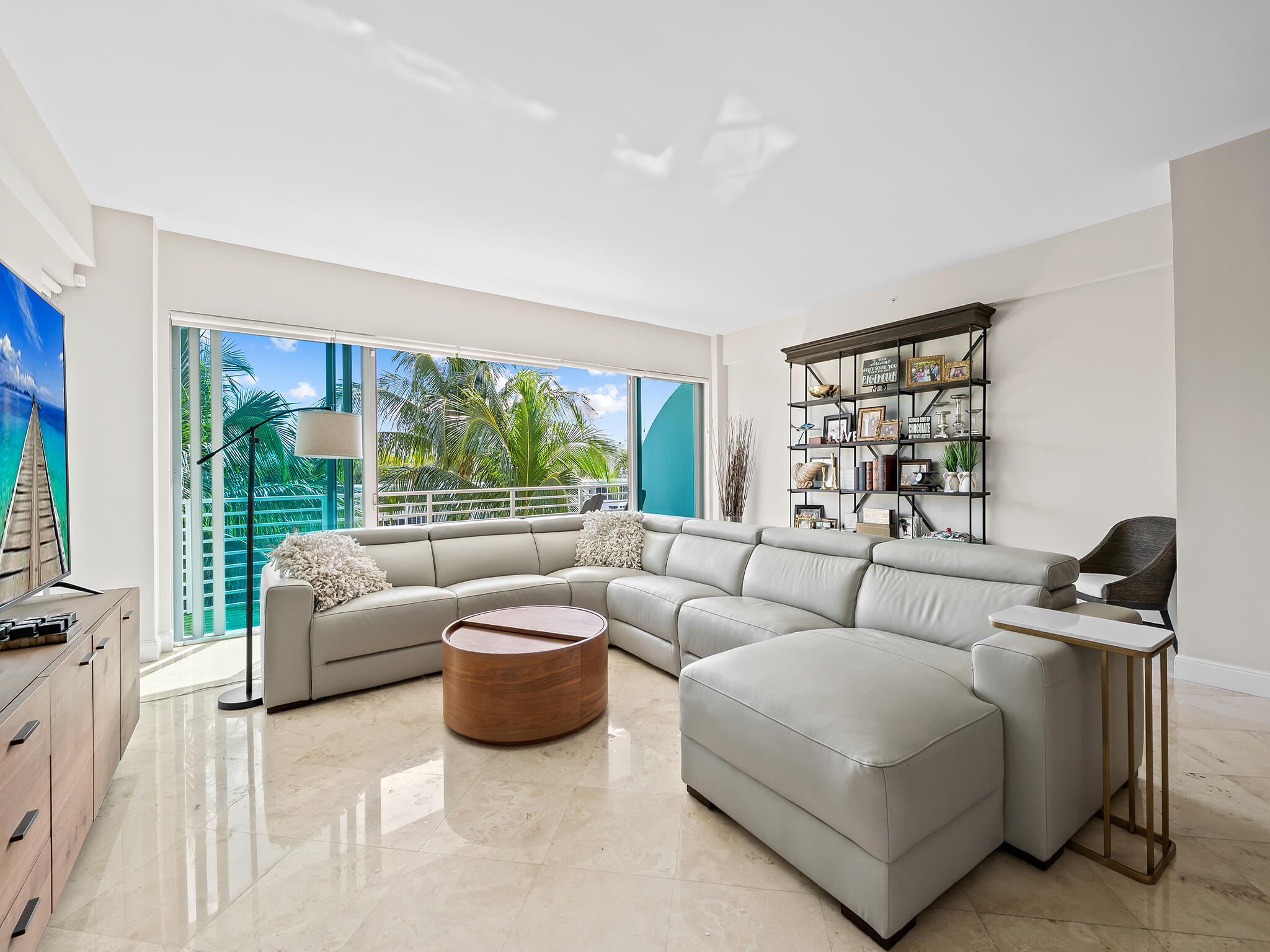 444 Hendricks Isle 301