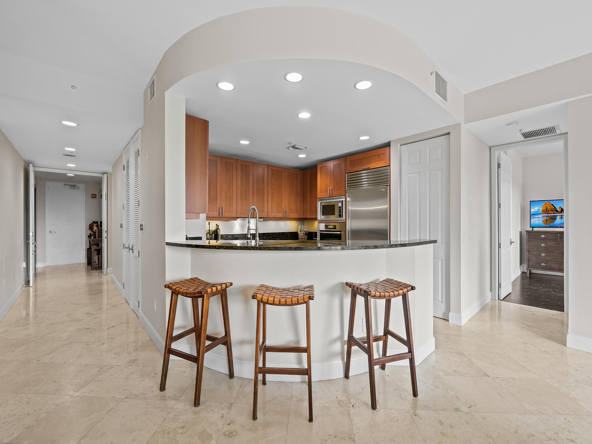 444 Hendricks Isle 301