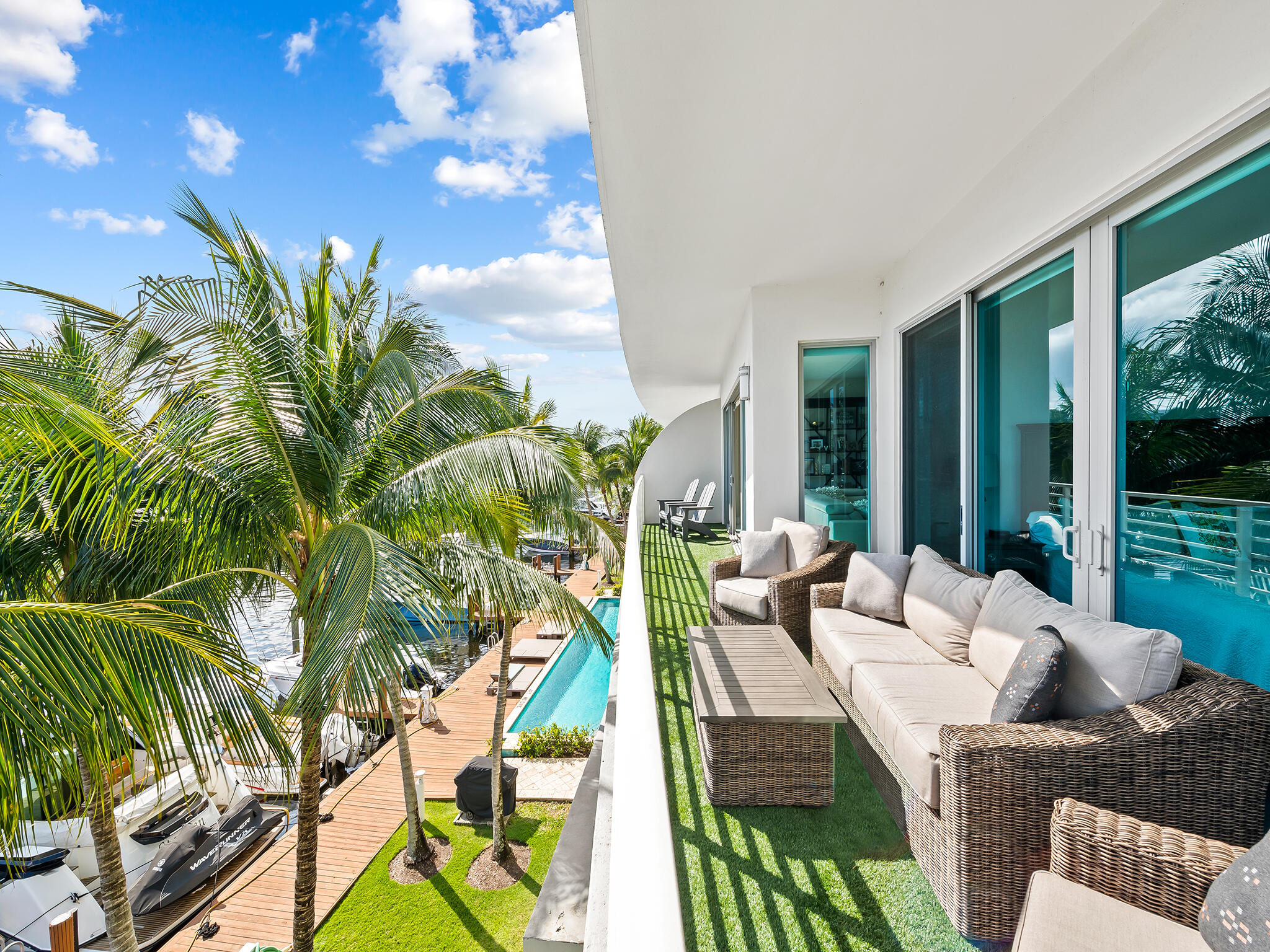 444 Hendricks Isle 301