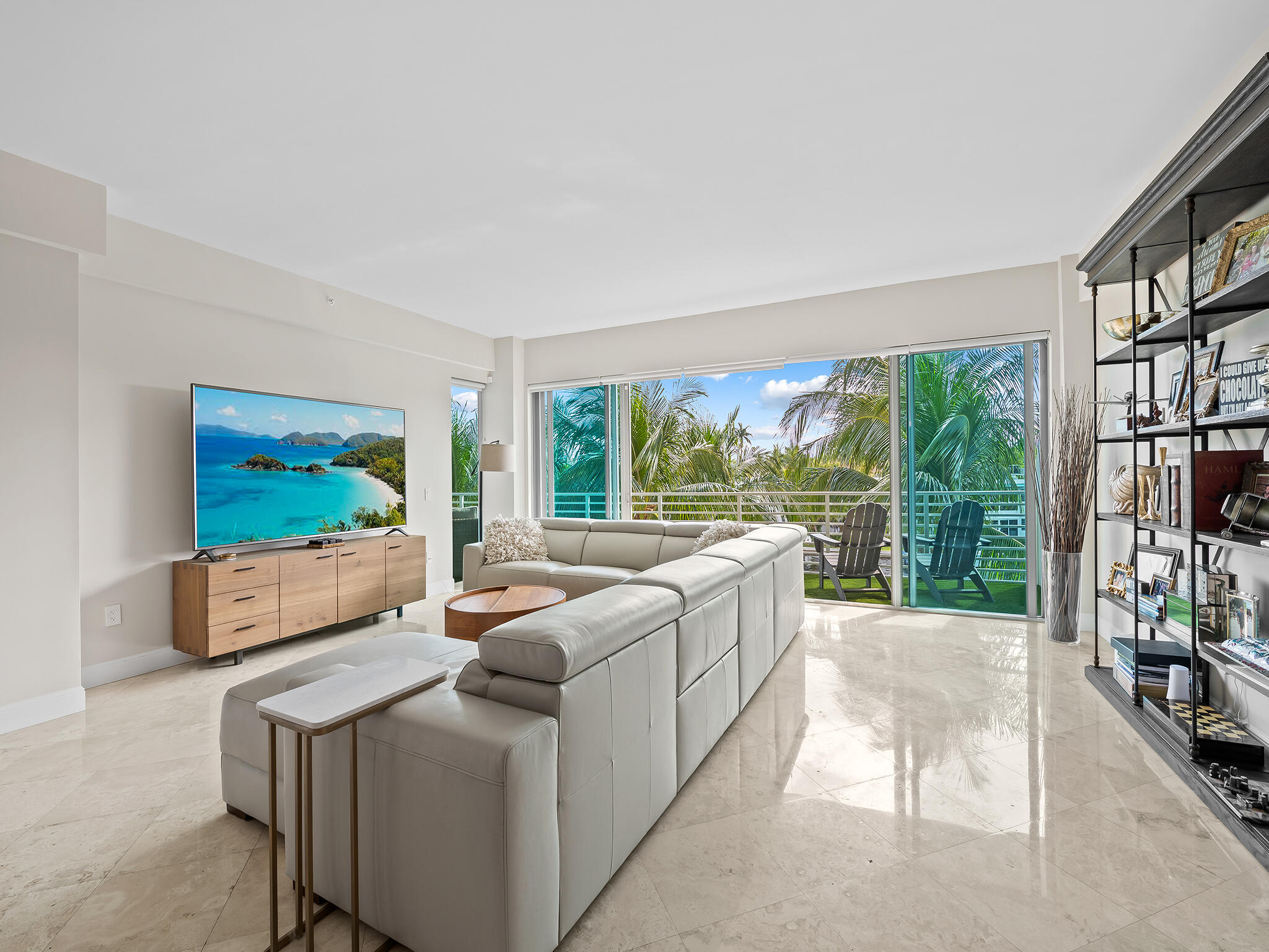 444 Hendricks Isle 301