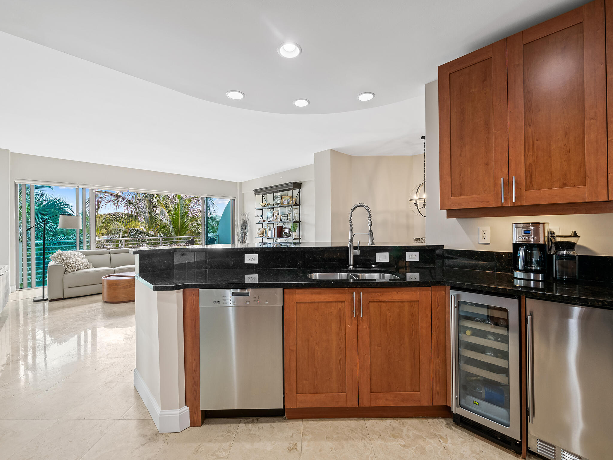 444 Hendricks Isle 301