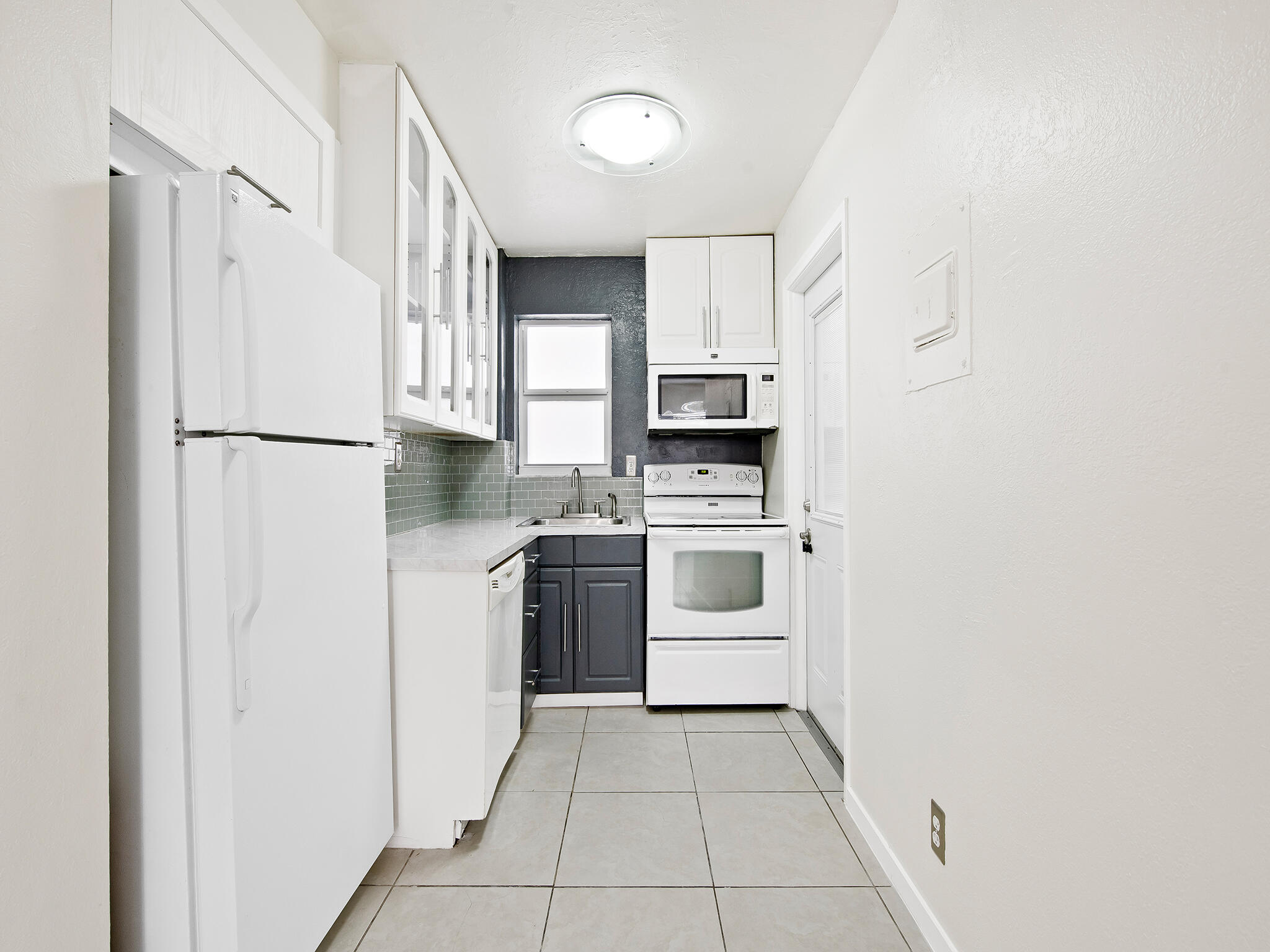 2238 Monroe Street 306