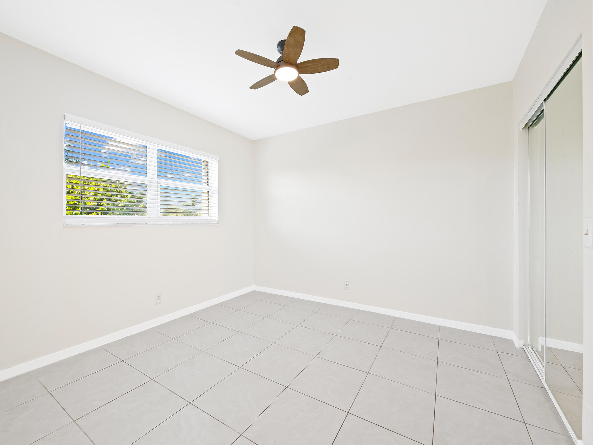 2238 Monroe Street 306