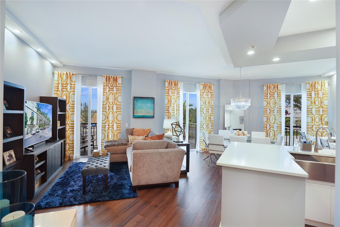 2631 NE 14th Ave Unit: 209