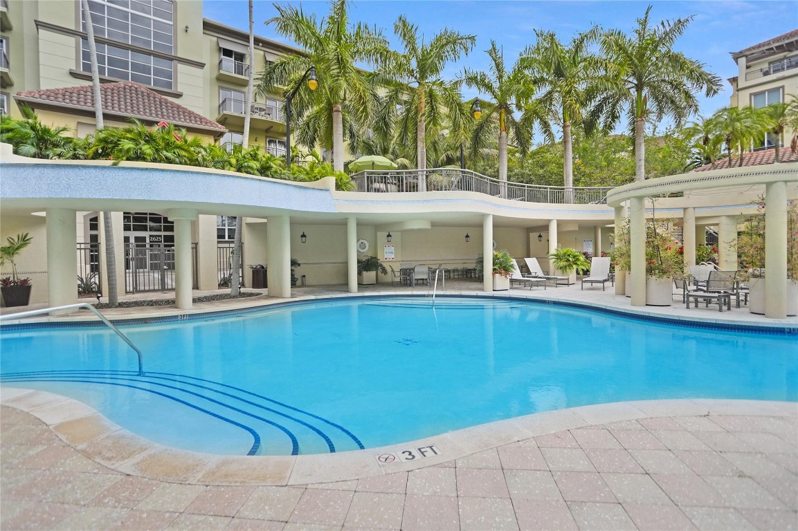 2631 NE 14th Ave Unit: 209