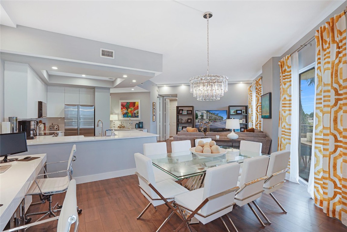 2631 NE 14th Ave Unit: 209