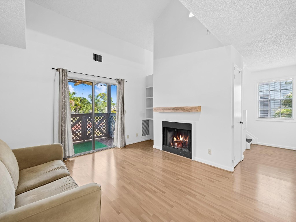 5095 Heatherhill Ln 8