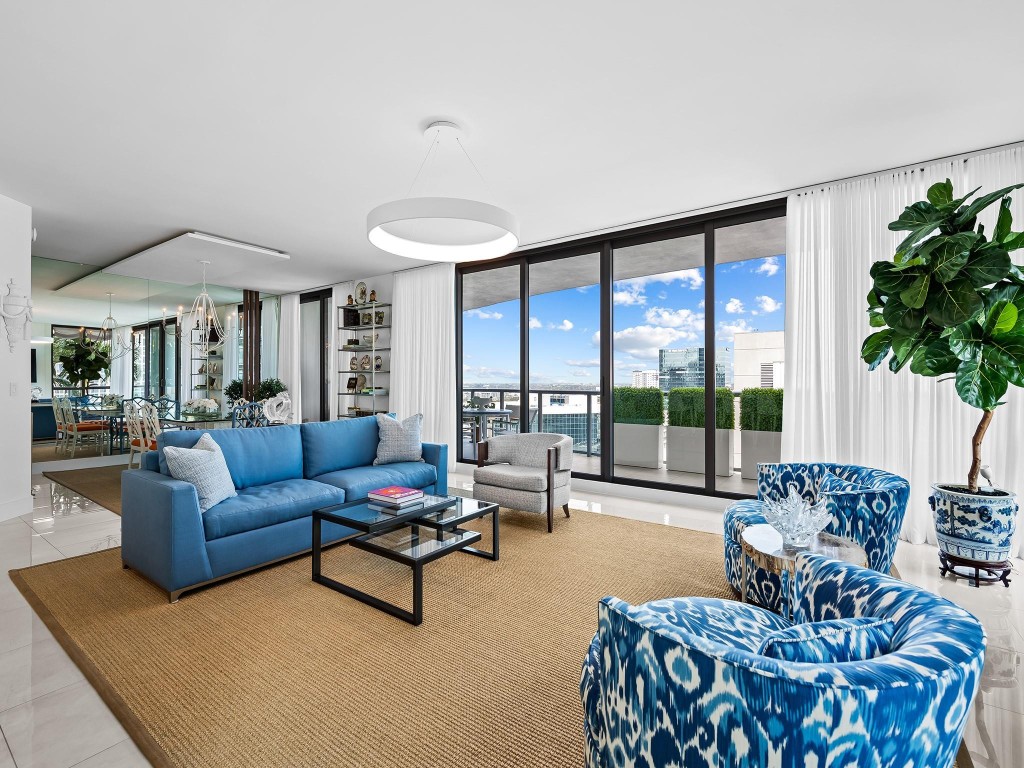 100 E Las Olas Blvd 1701