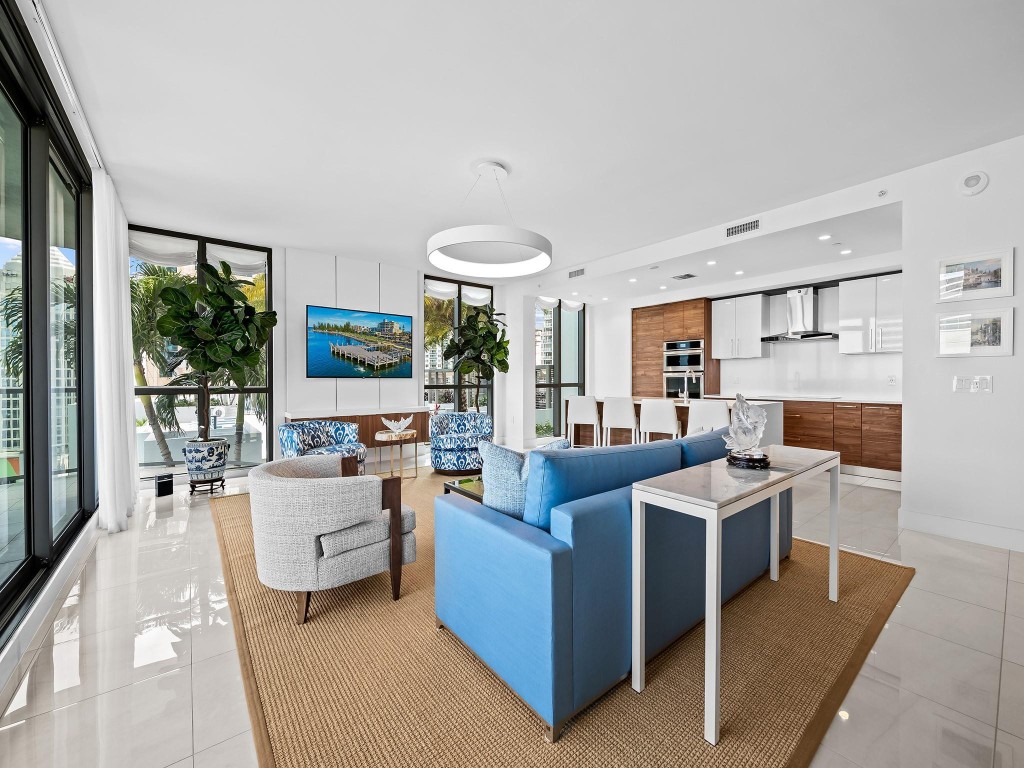 100 E Las Olas Blvd 1701