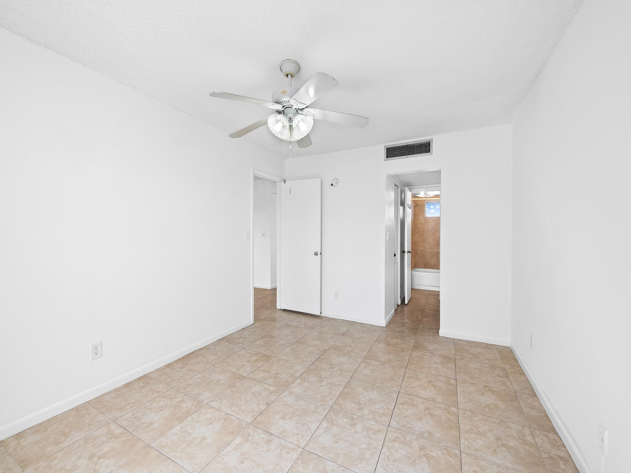 5750 NW 64th Ave 305