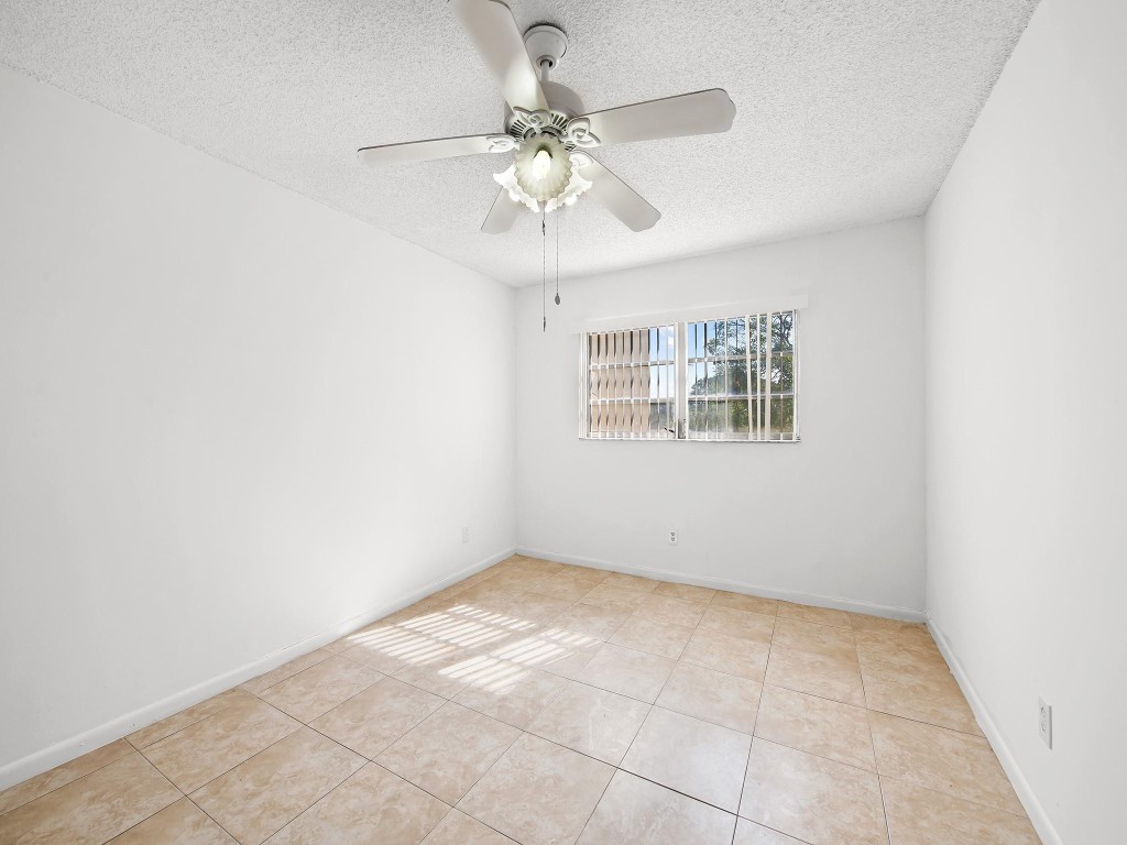 5750 NW 64th Ave 305