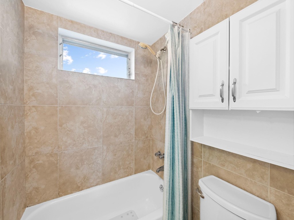 5750 NW 64th Ave 305