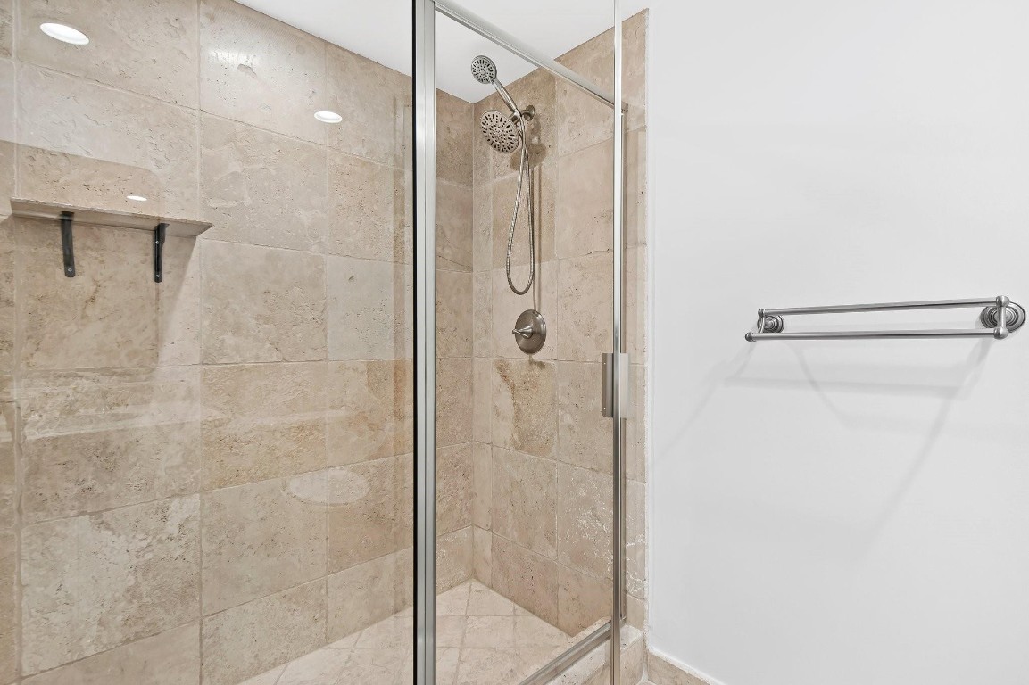 333 Las Olas Way 2910