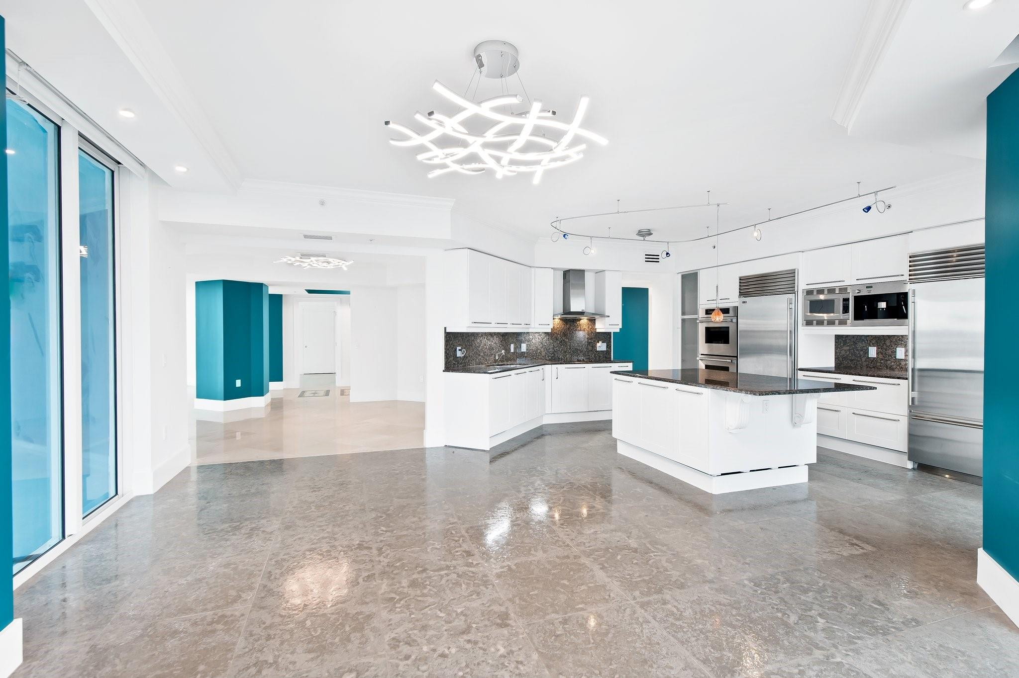 333 Las Olas Way 2910