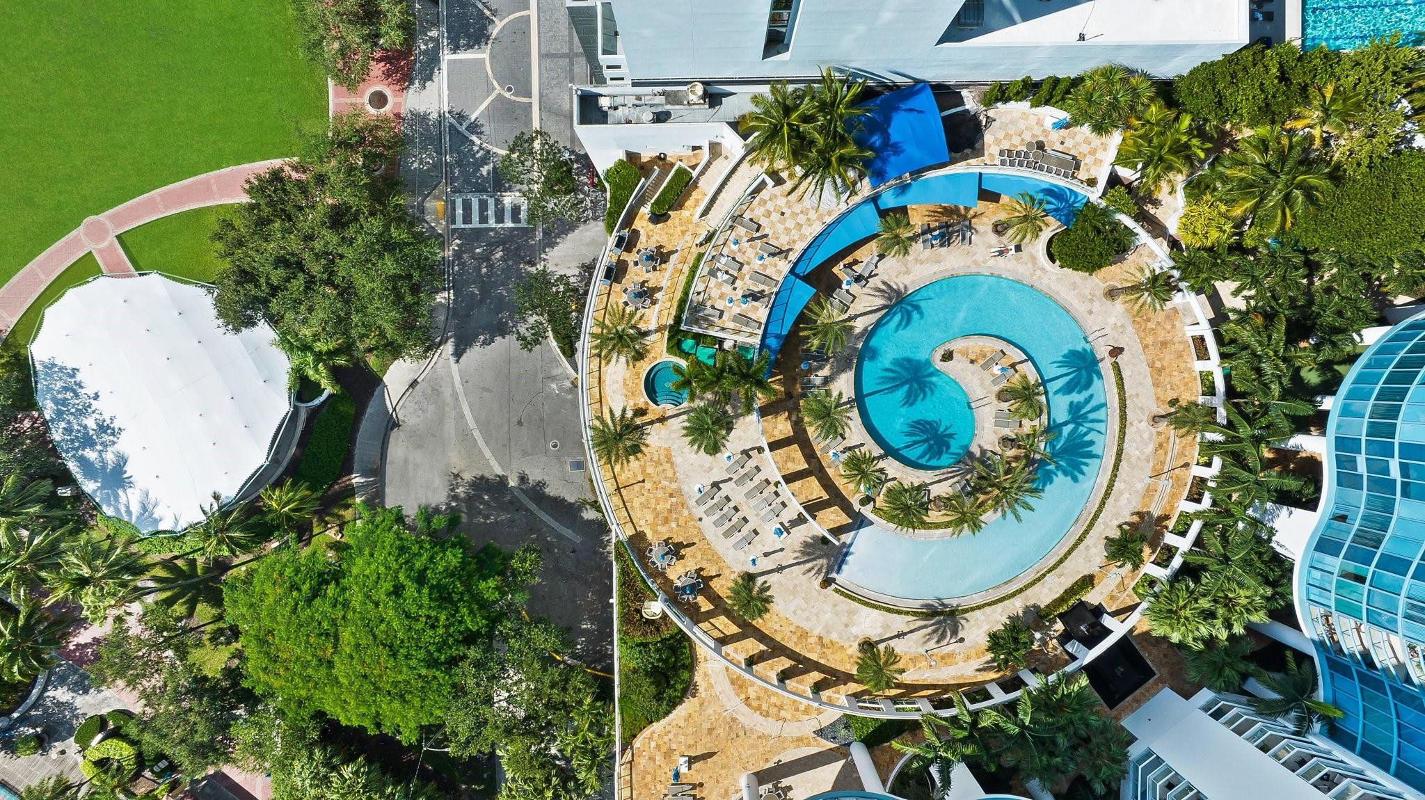 333 Las Olas Way 2910