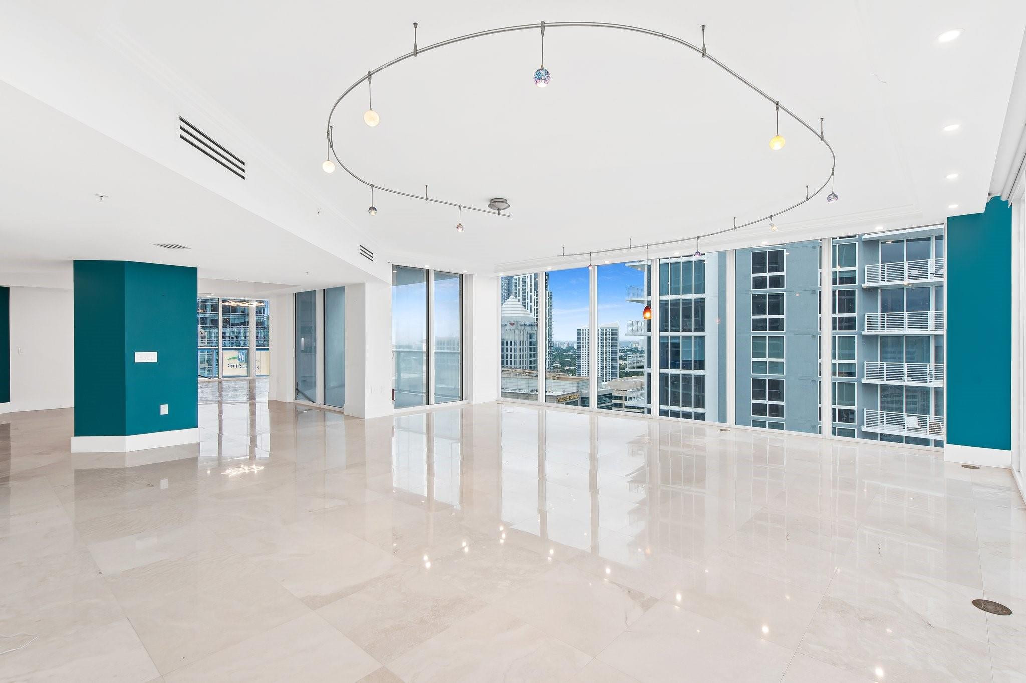 333 Las Olas Way 2910