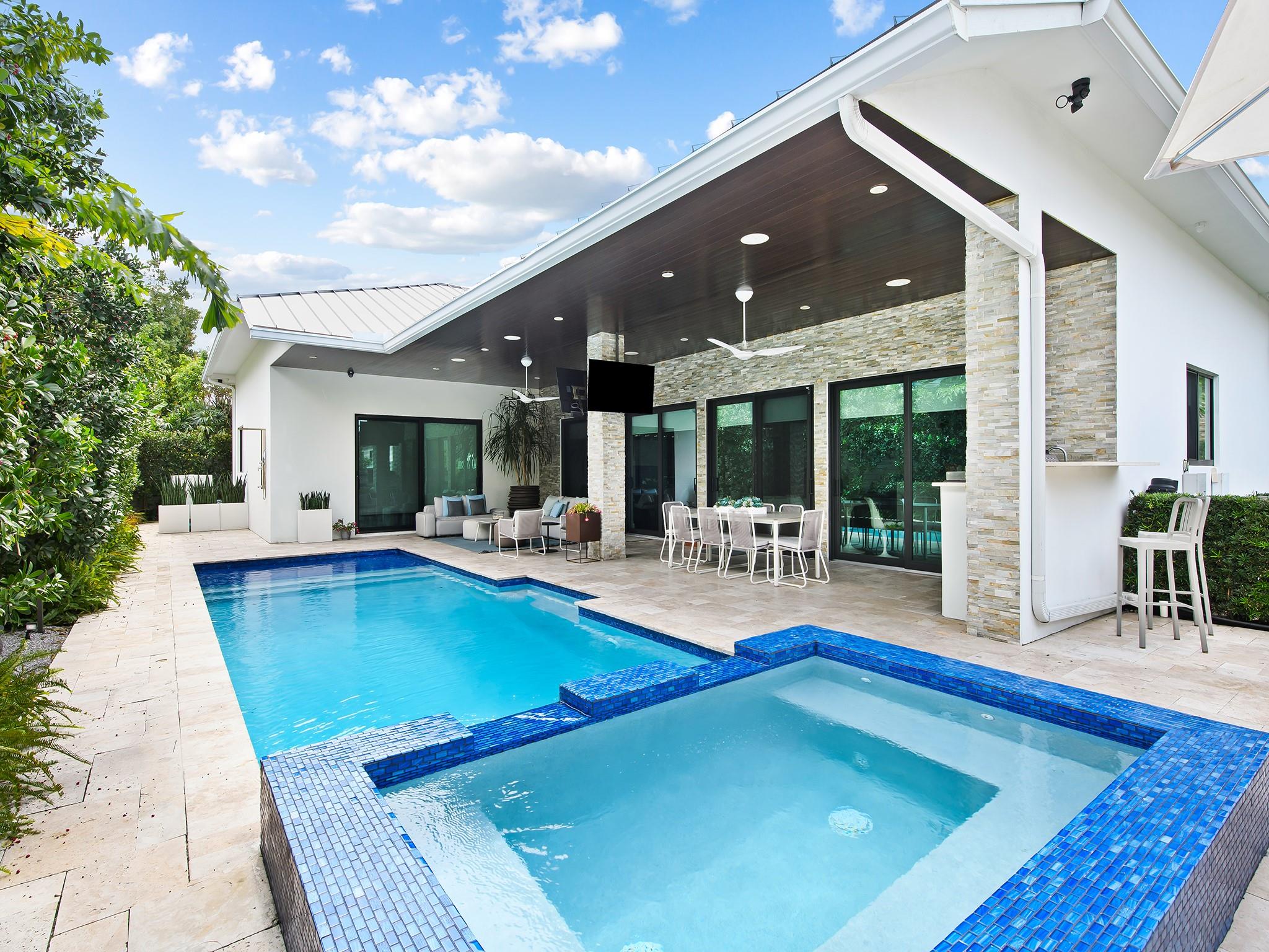 1710 Middle River Dr