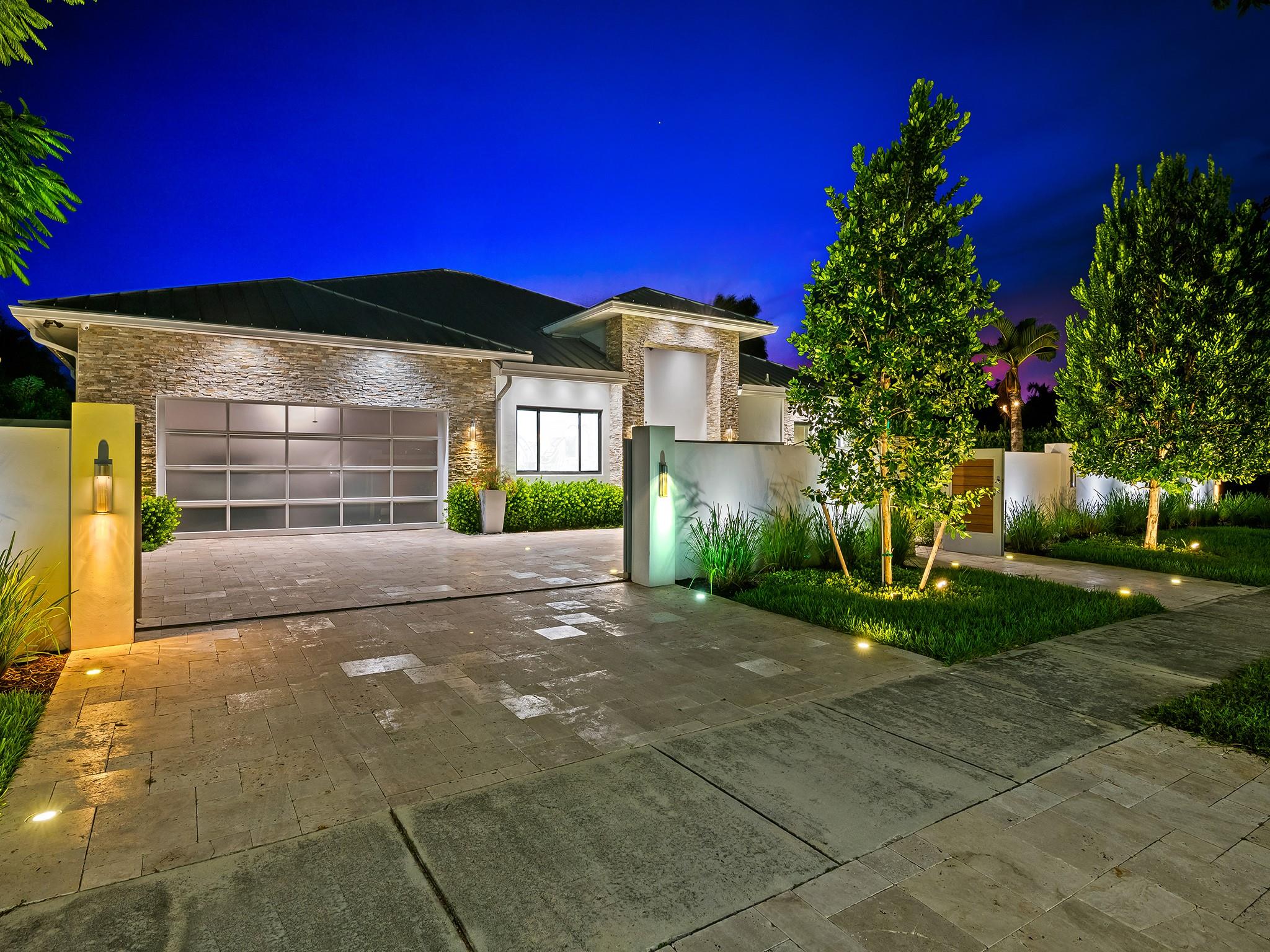 1710 Middle River Dr