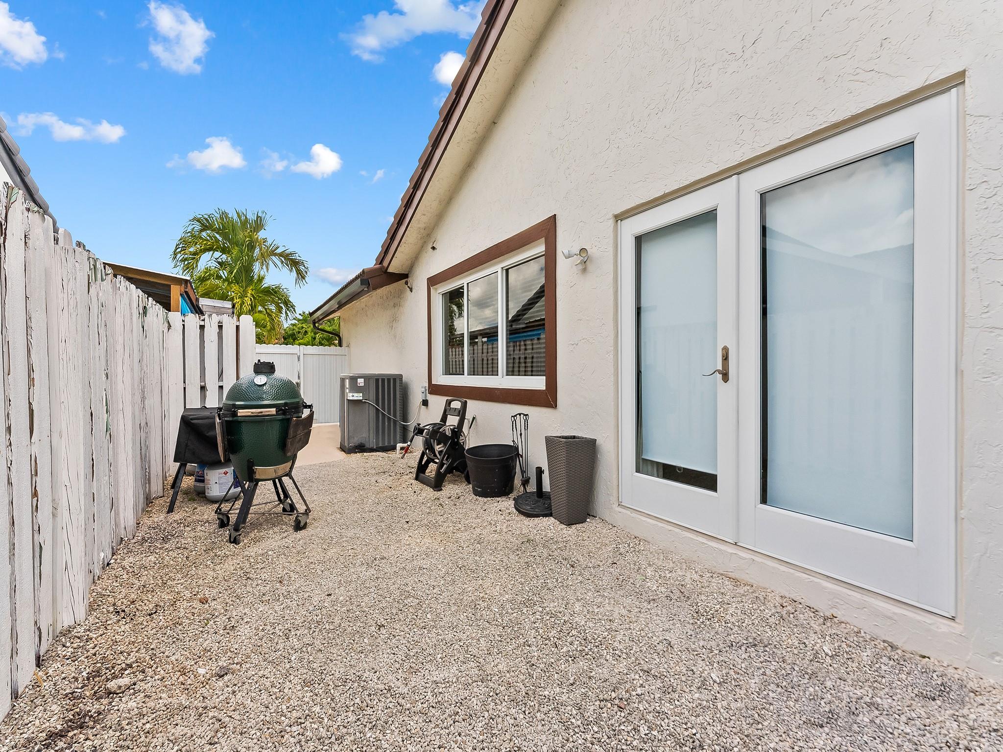 6440 NW 201st Ter