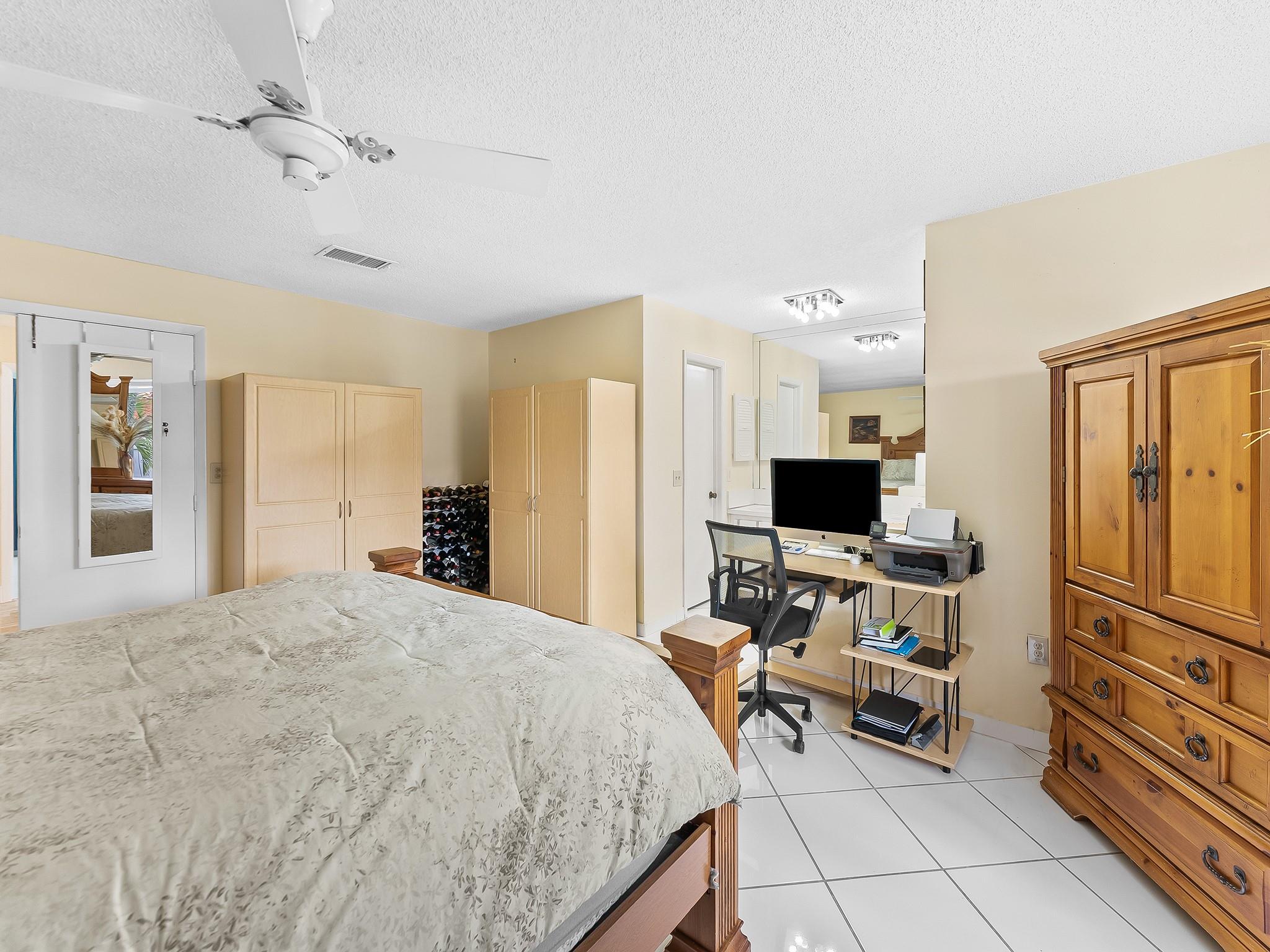 6440 NW 201st Ter