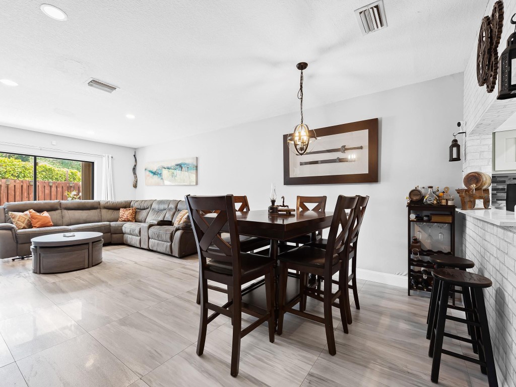 2700 S Oakland Forest Dr 108